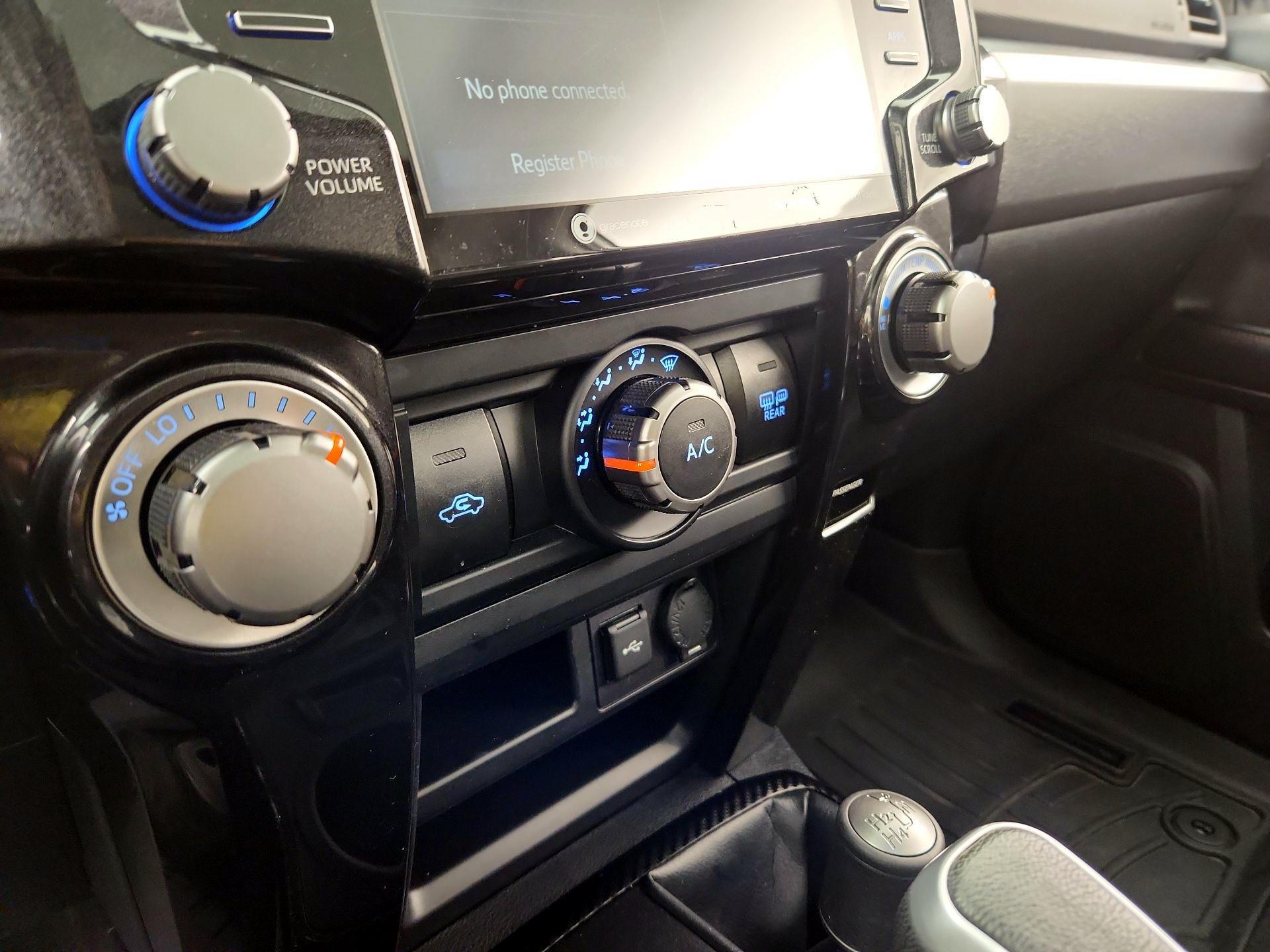 Thumbnail: 2024 Toyota 4Runner - 17