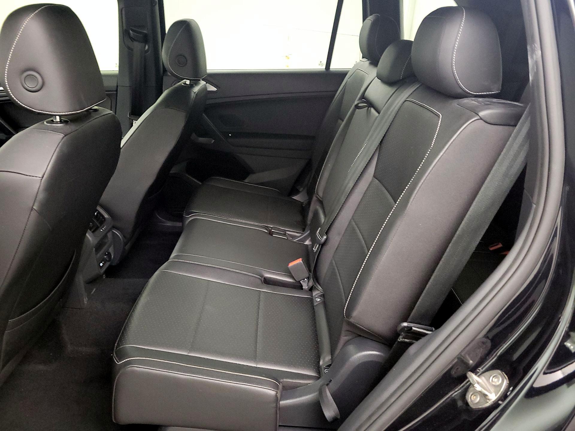 Thumbnail: 2021 Volkswagen Tiguan - 20