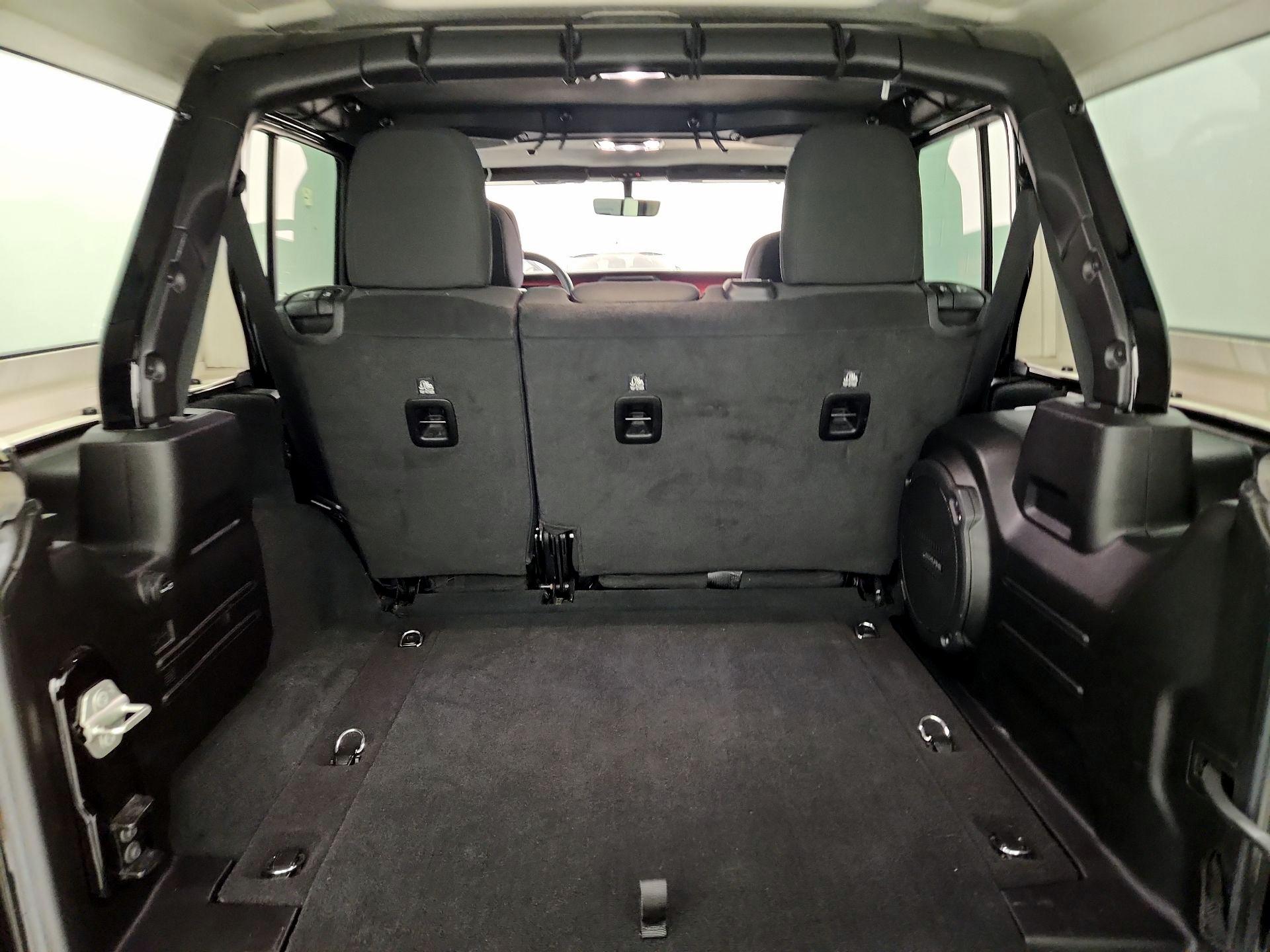 Thumbnail: 2023 Jeep Wrangler - 20