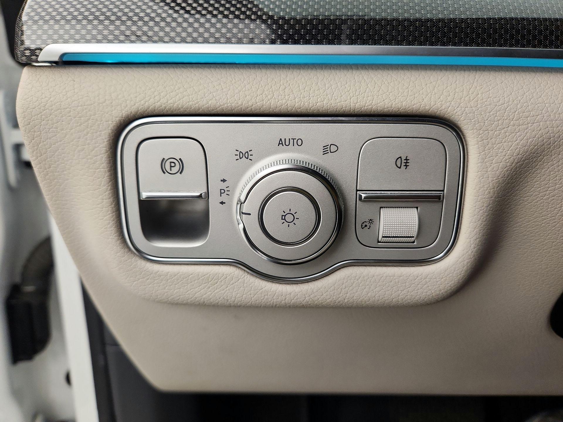 Thumbnail: 2020 Mercedes-Benz GLE - 11