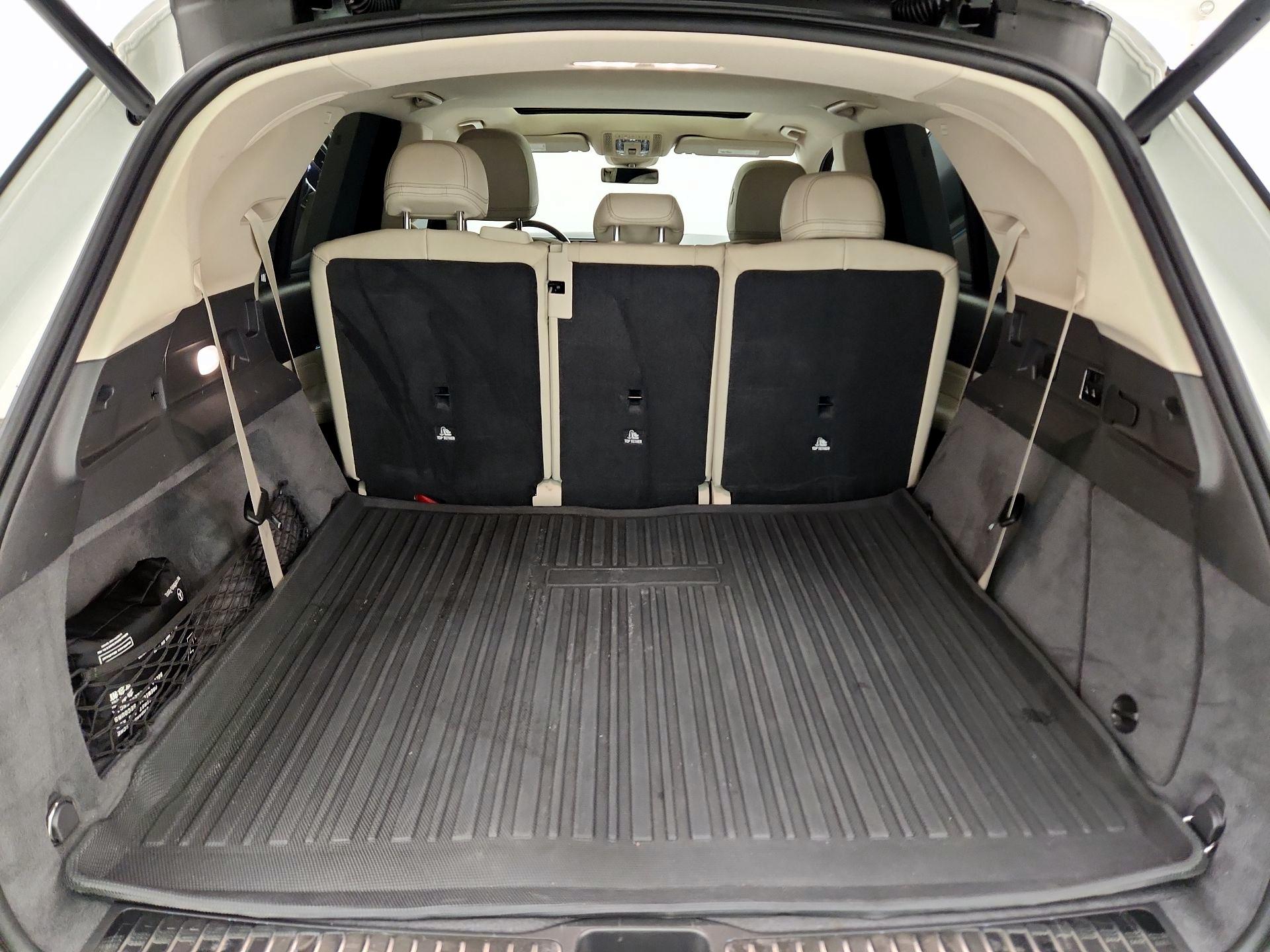 Thumbnail: 2020 Mercedes-Benz GLE - 19