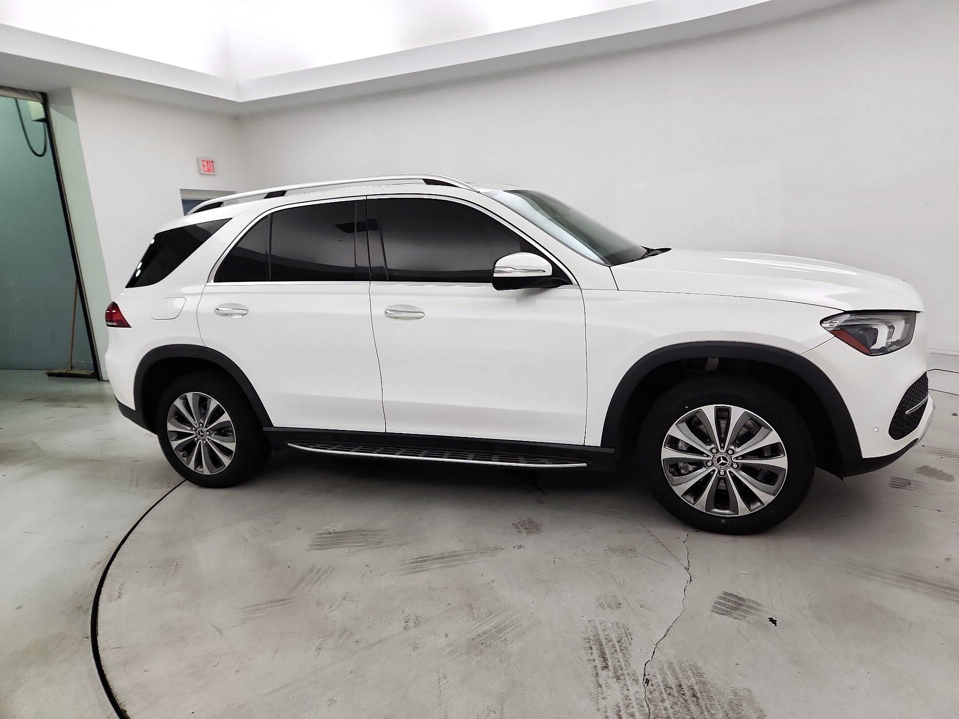 Thumbnail: 2020 Mercedes-Benz GLE - 4