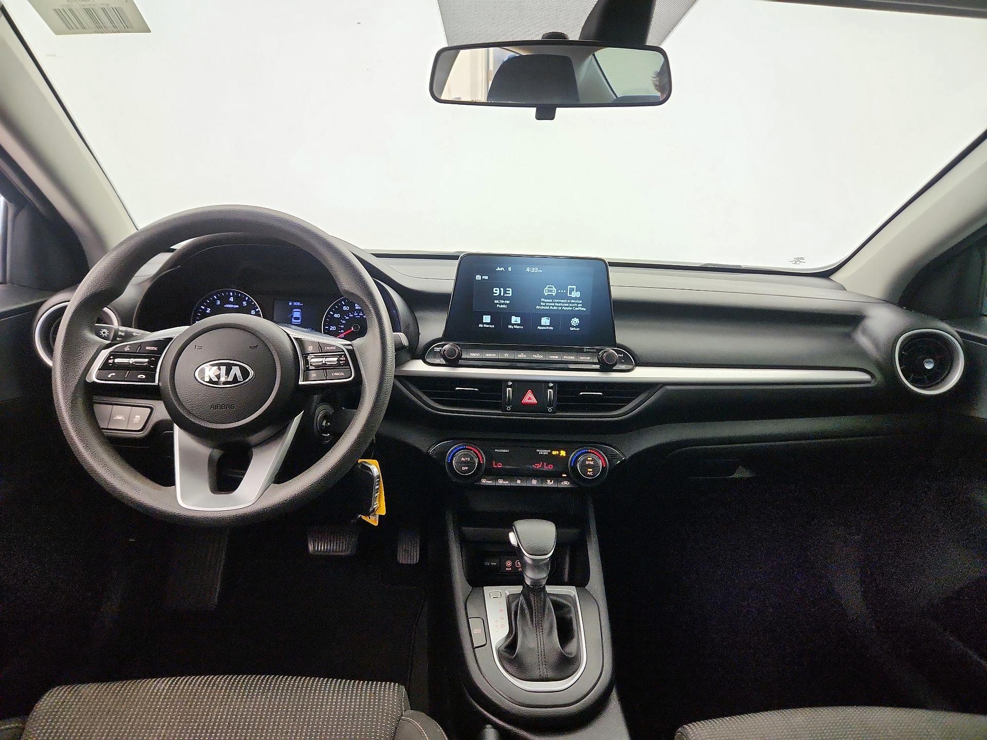 Thumbnail: 2019 Kia Forte - 9