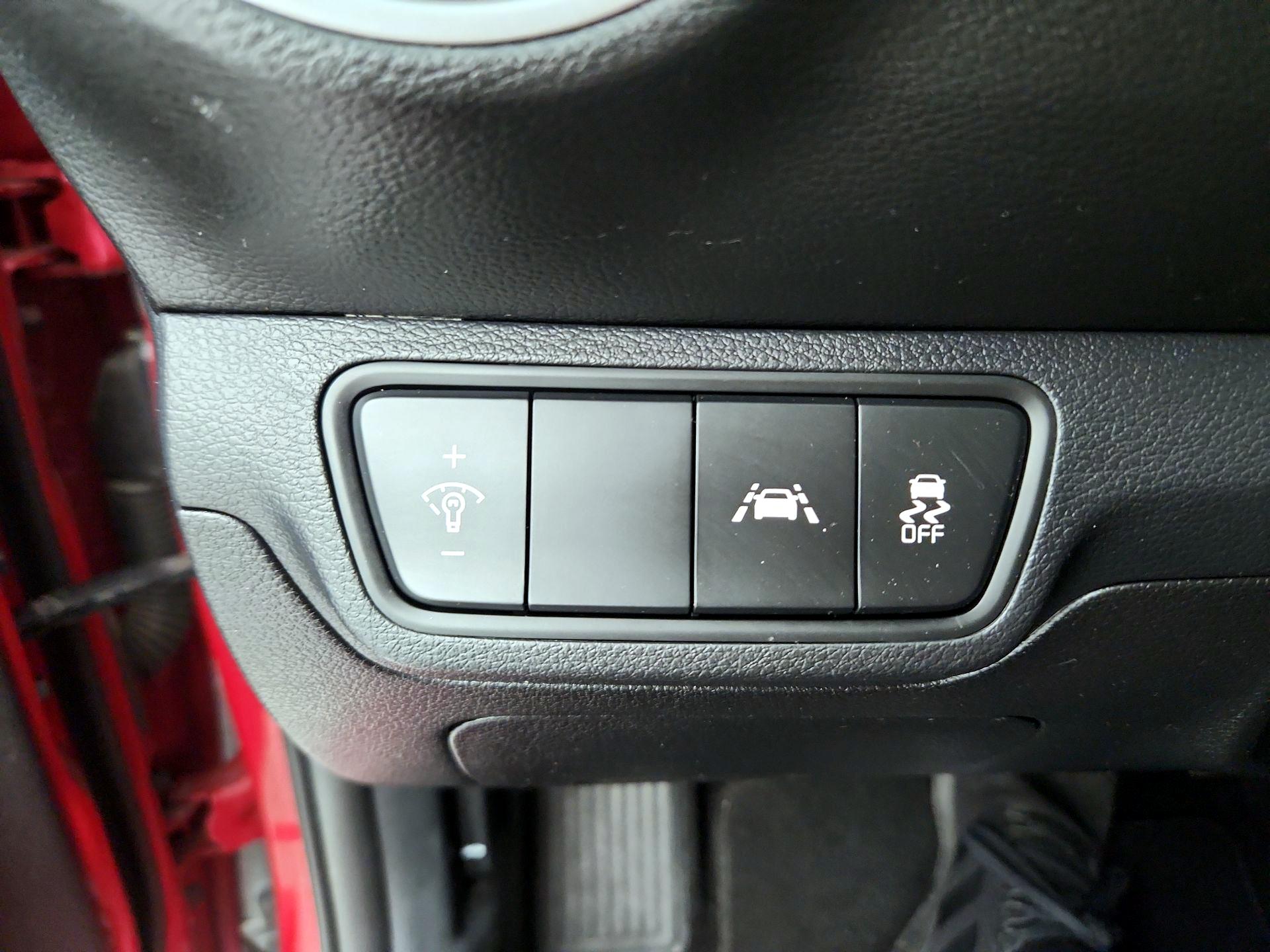Thumbnail: 2019 Kia Forte - 13