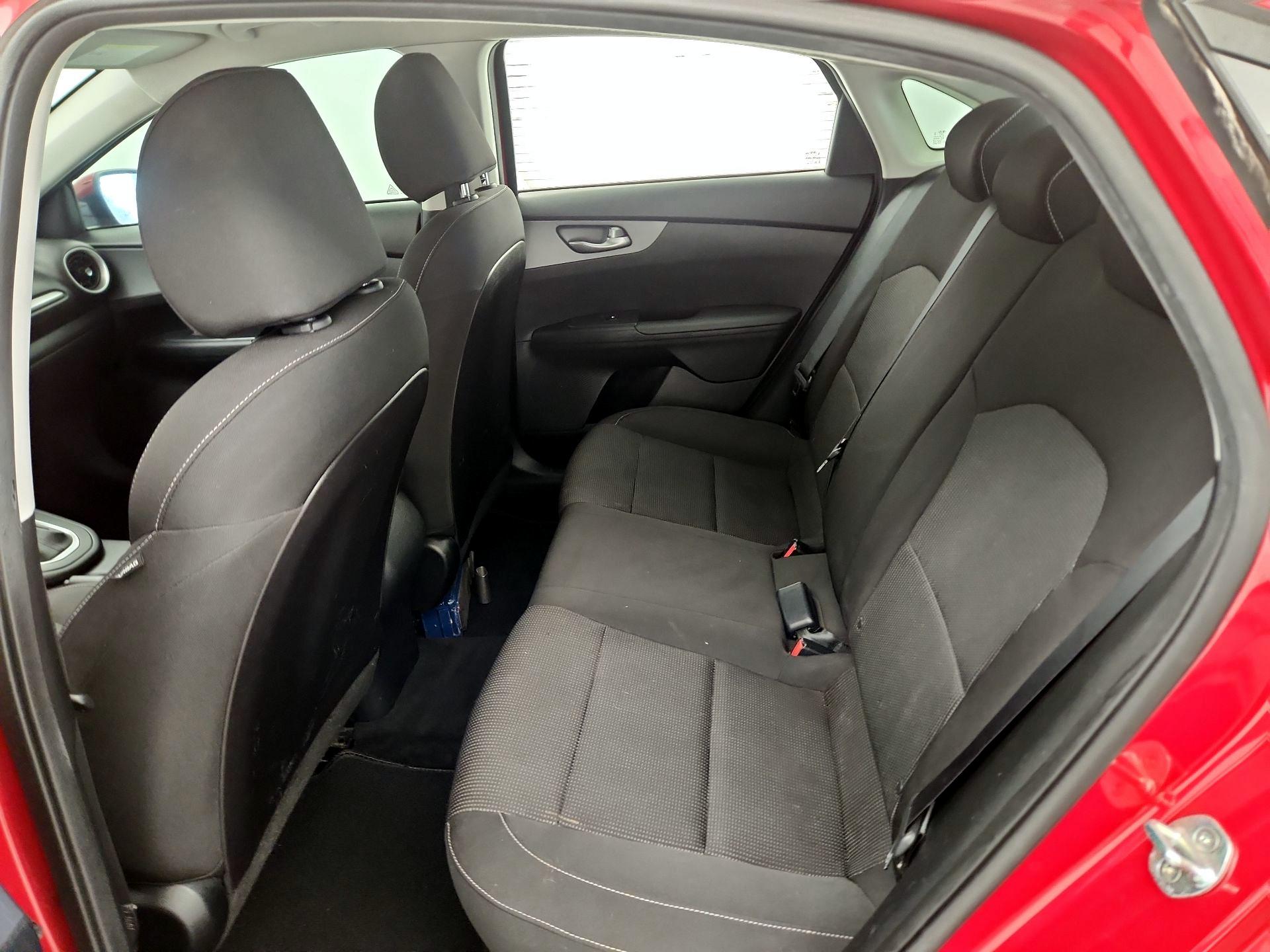 Thumbnail: 2019 Kia Forte - 19