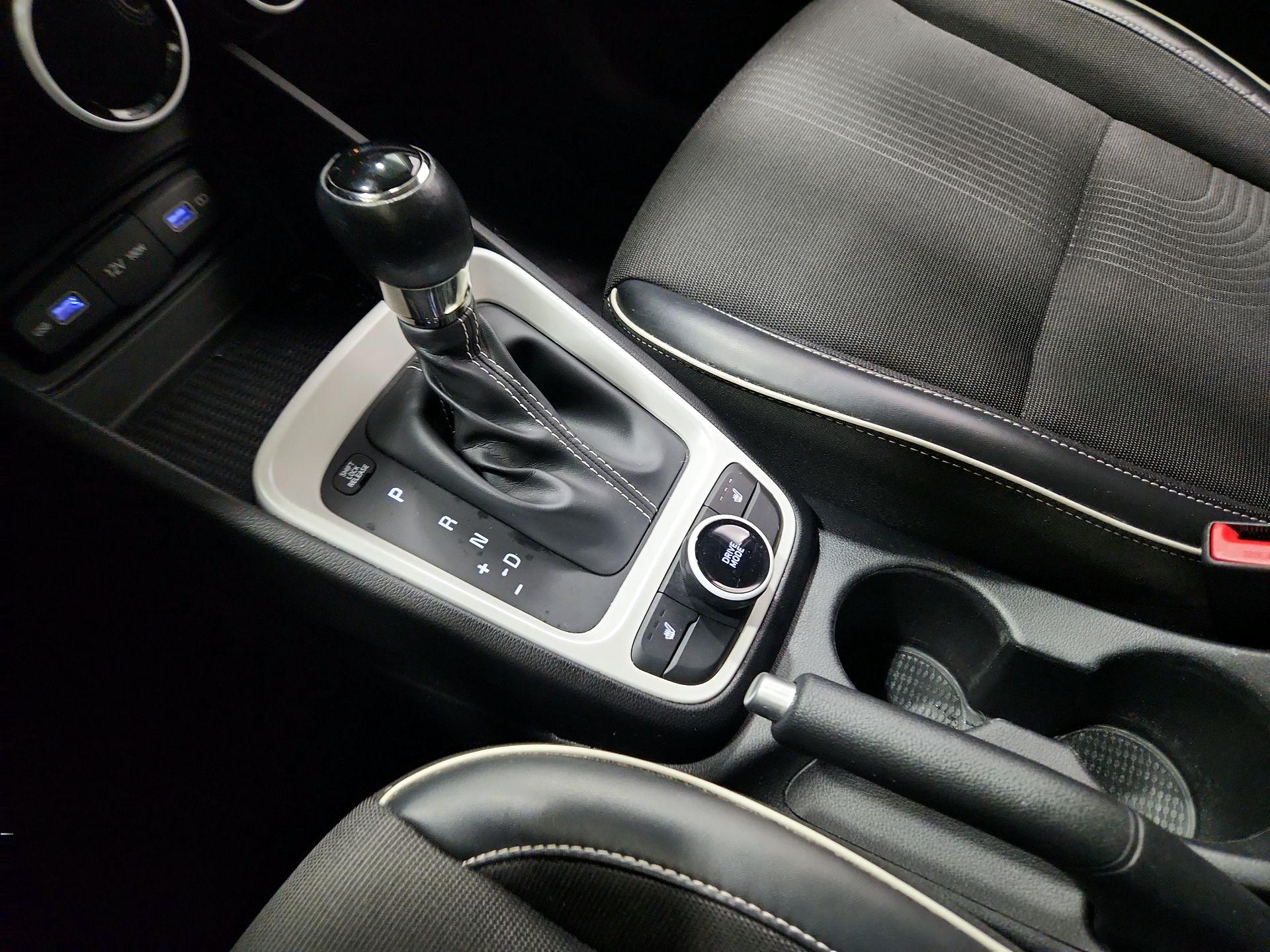 Thumbnail: 2022 Hyundai Venue - 18