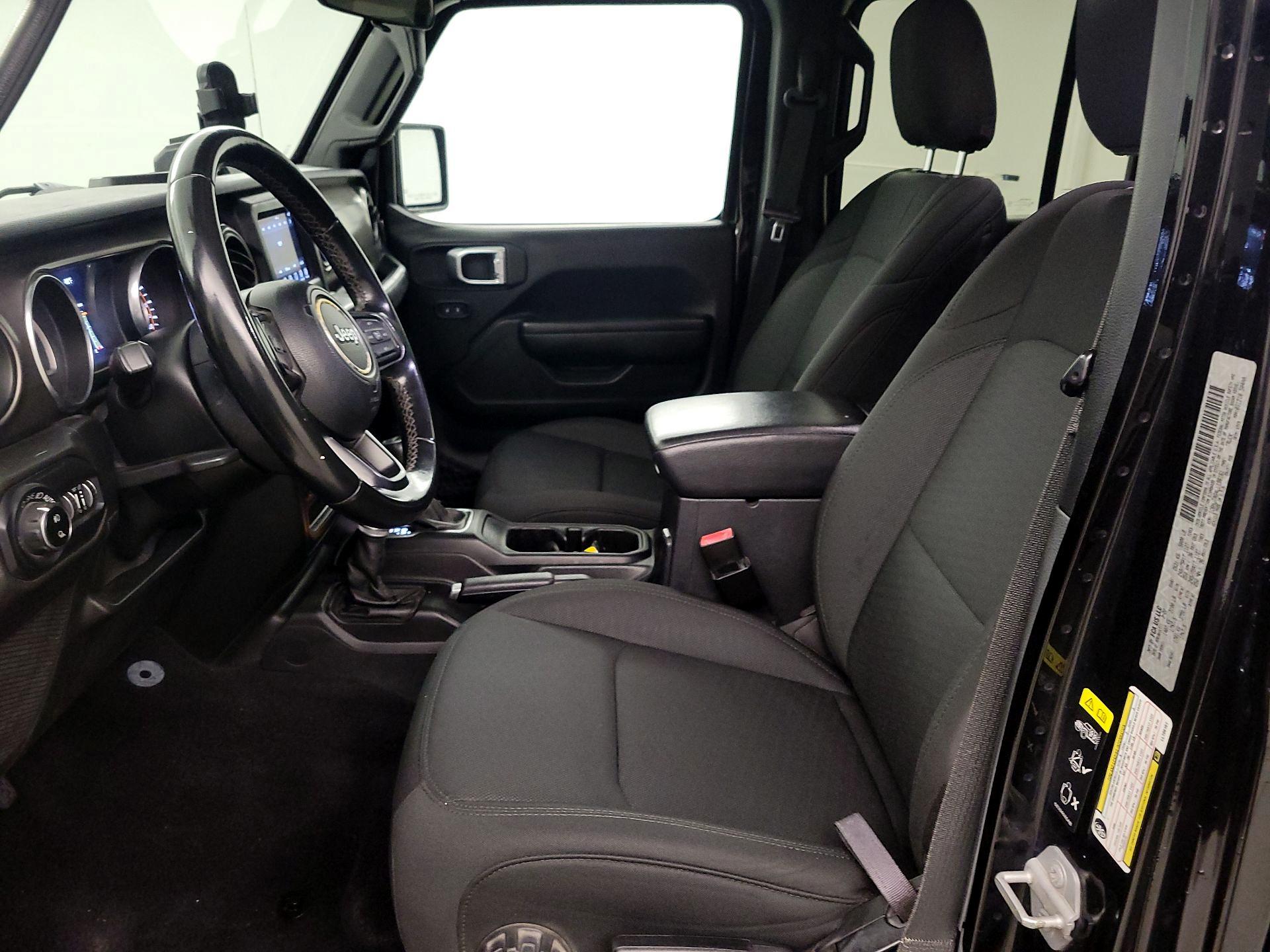 Thumbnail: 2020 Jeep Gladiator - 11