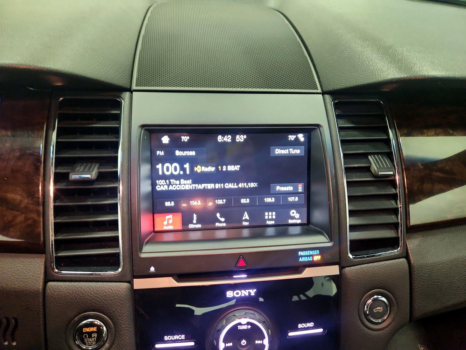 Thumbnail: 2018 Ford Taurus - 15