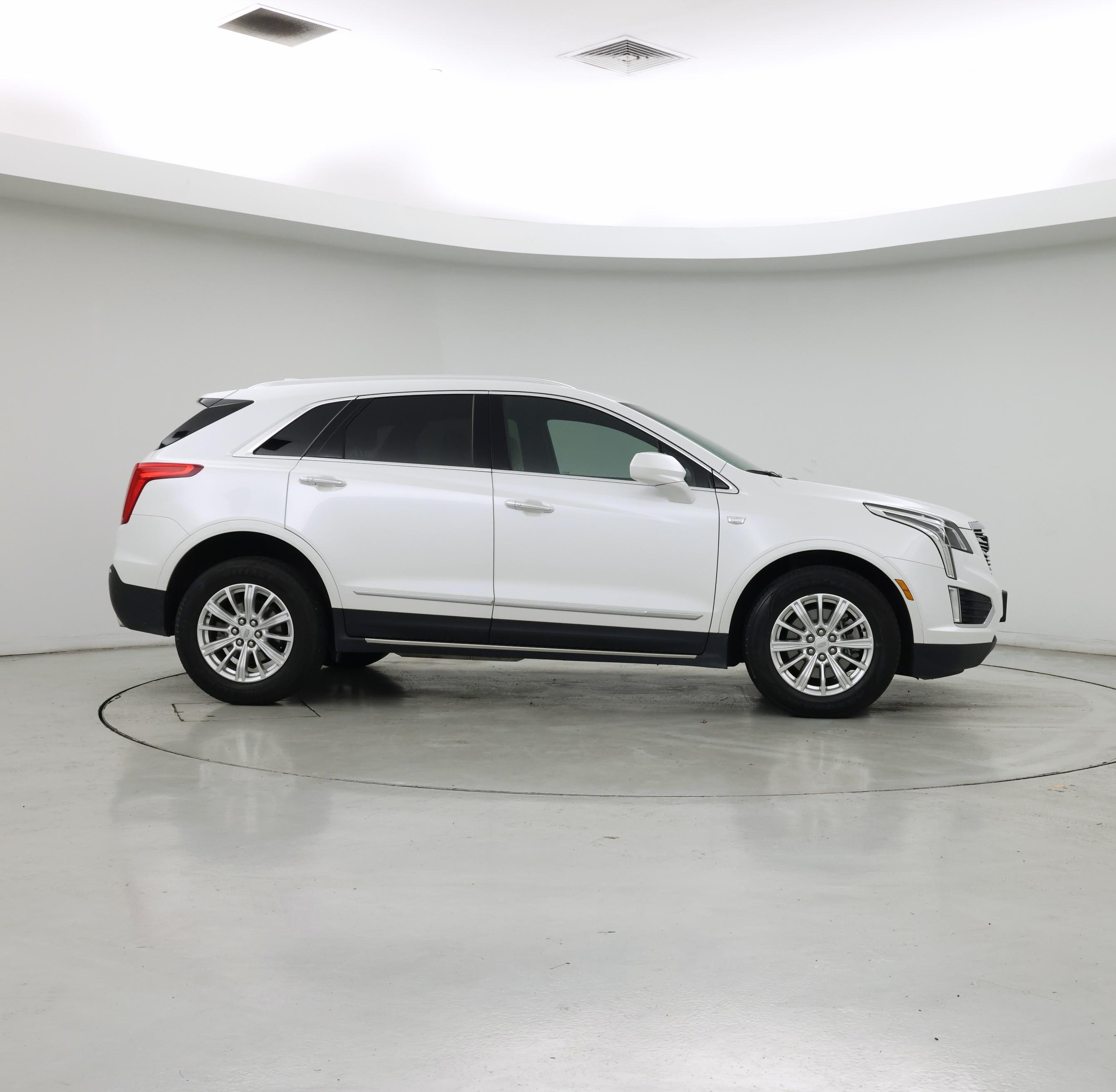 Thumbnail: 2017 Cadillac XT5 - 7