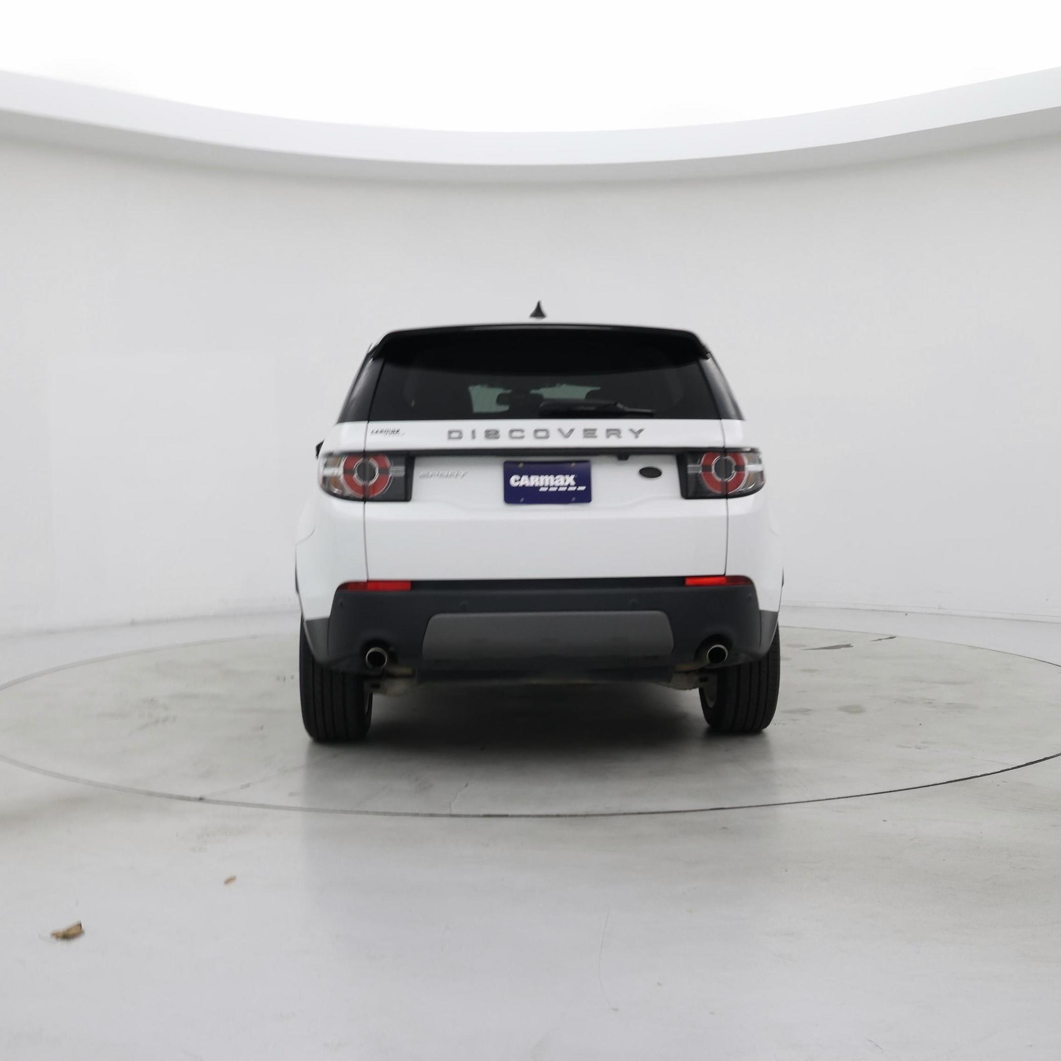 Thumbnail: 2017 Land Rover Discovery Sport - 6