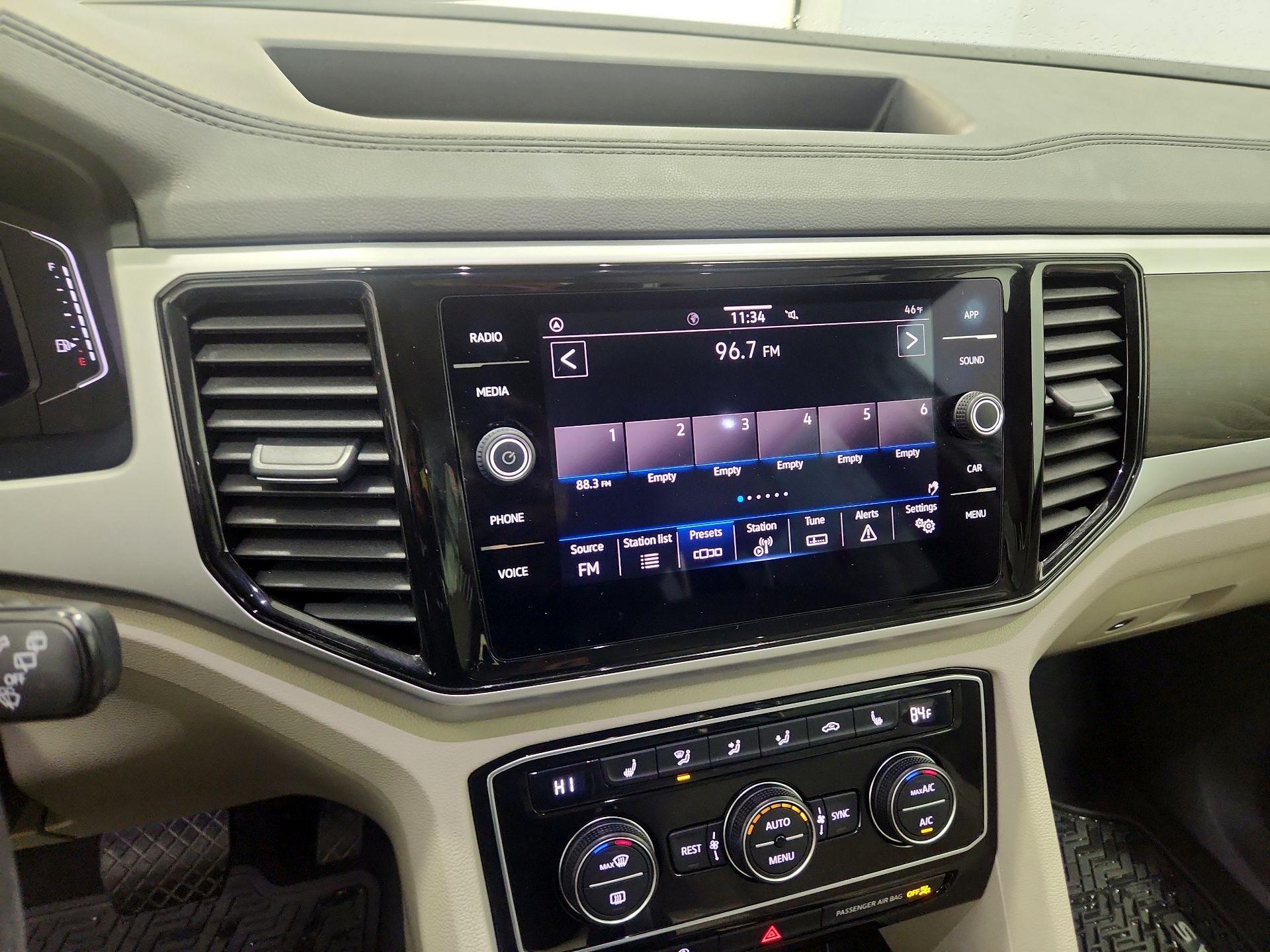 Thumbnail: 2023 Volkswagen Atlas - 15