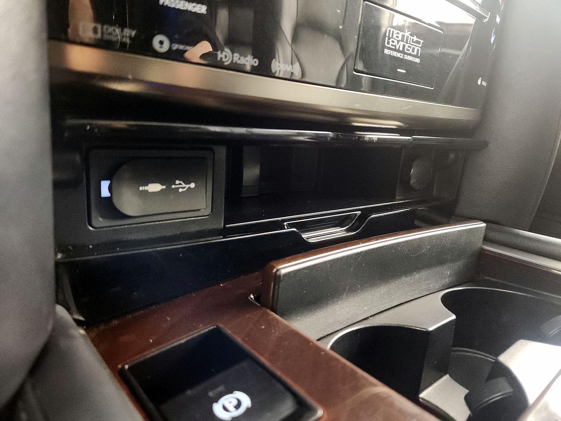 Thumbnail: 2017 Lexus LX - 19