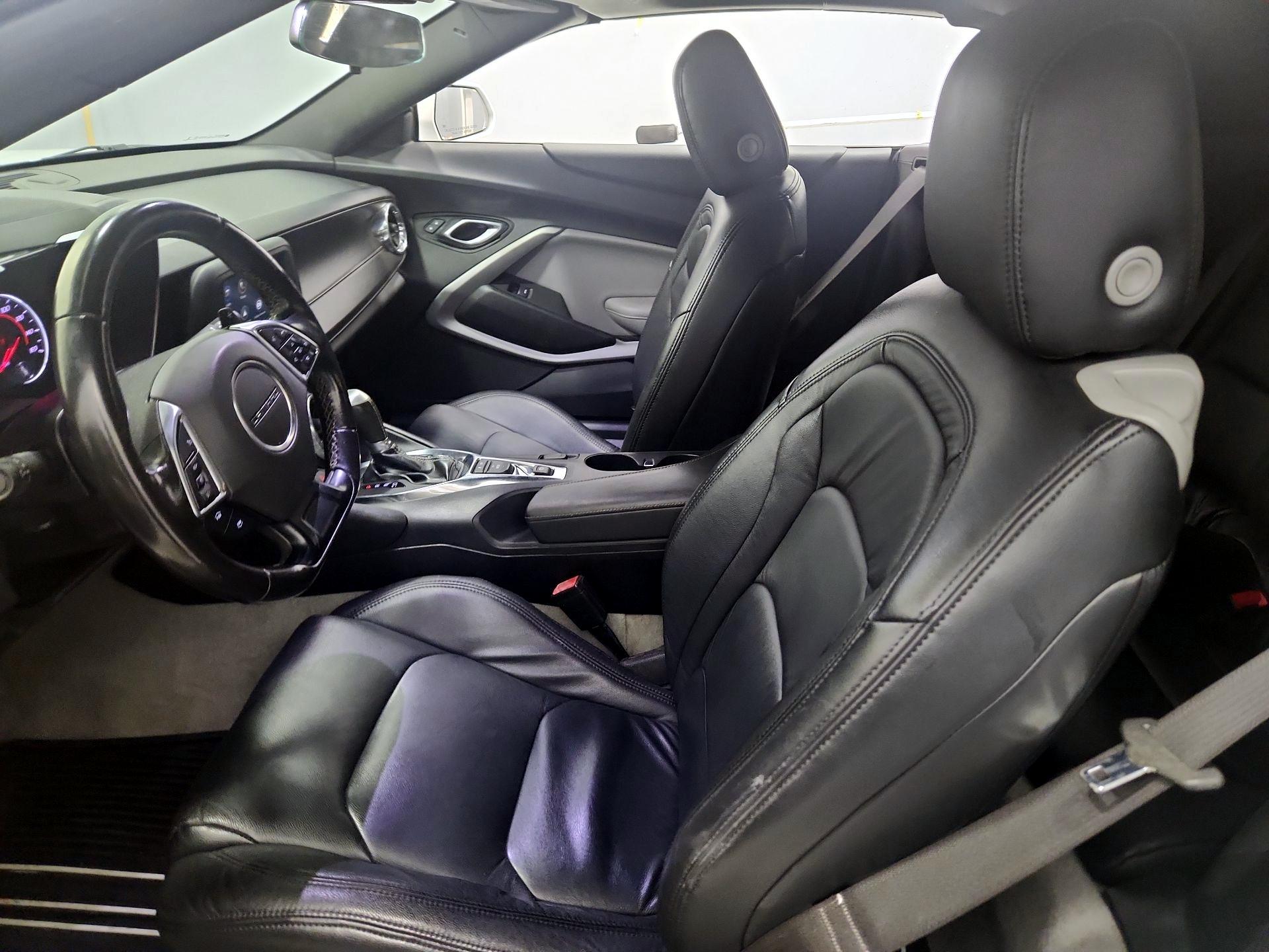 Thumbnail: 2019 Chevrolet Camaro - 11