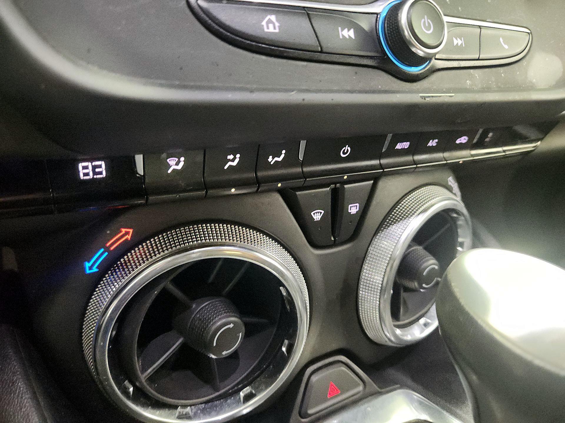 Thumbnail: 2019 Chevrolet Camaro - 16