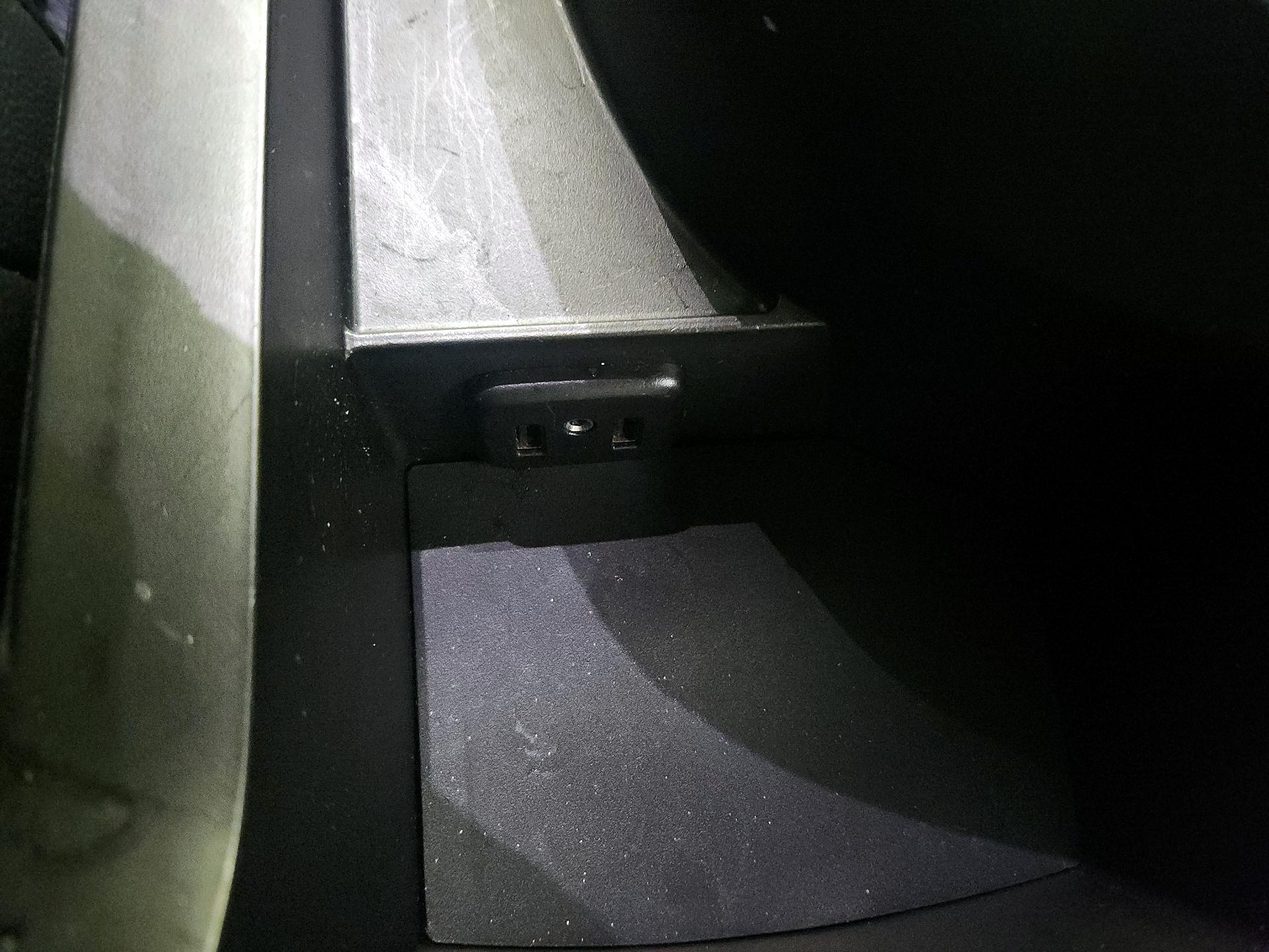 Thumbnail: 2019 Chevrolet Camaro - 18