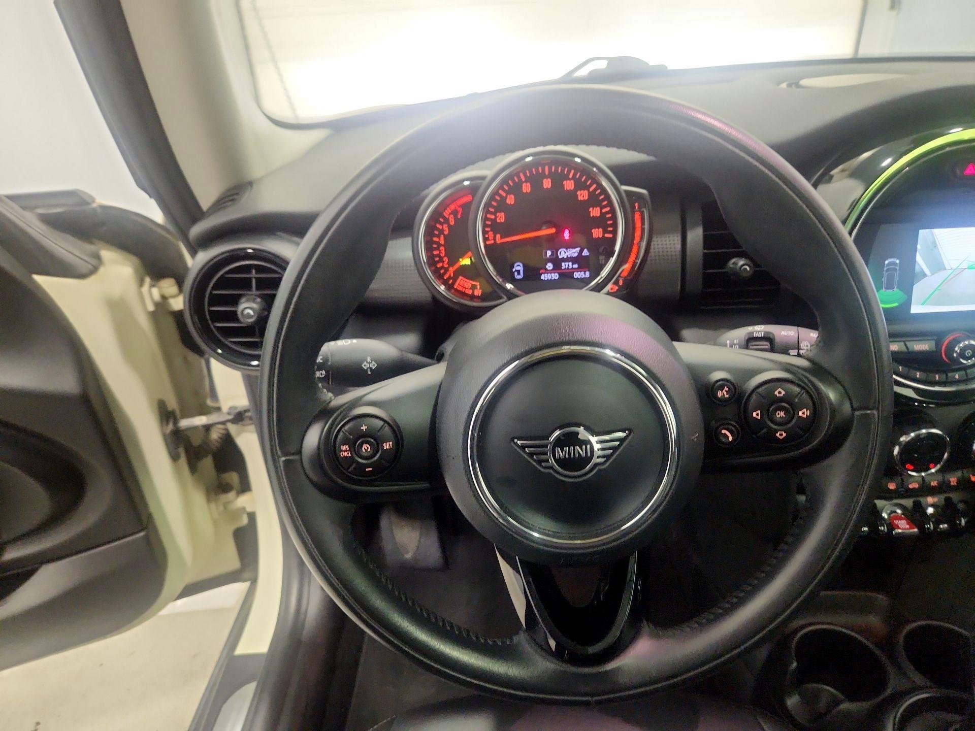 Thumbnail: 2020 MINI Cooper Hardtop - 10