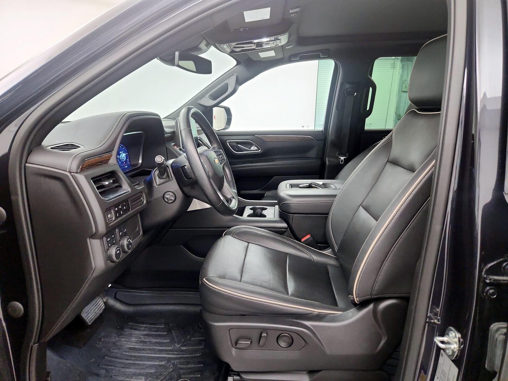 Thumbnail: 2023 Chevrolet Tahoe - 9