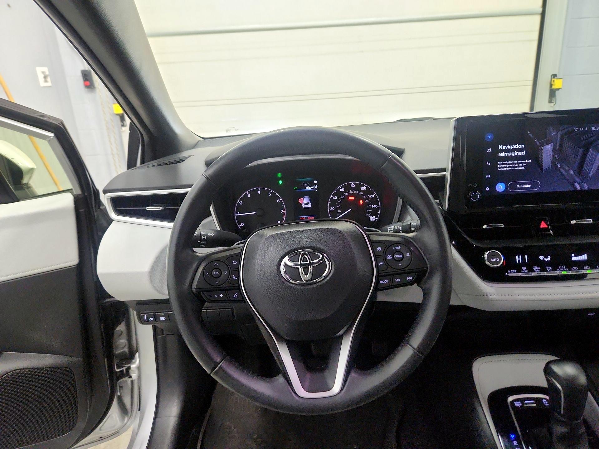 Thumbnail: 2023 Toyota Corolla - 10