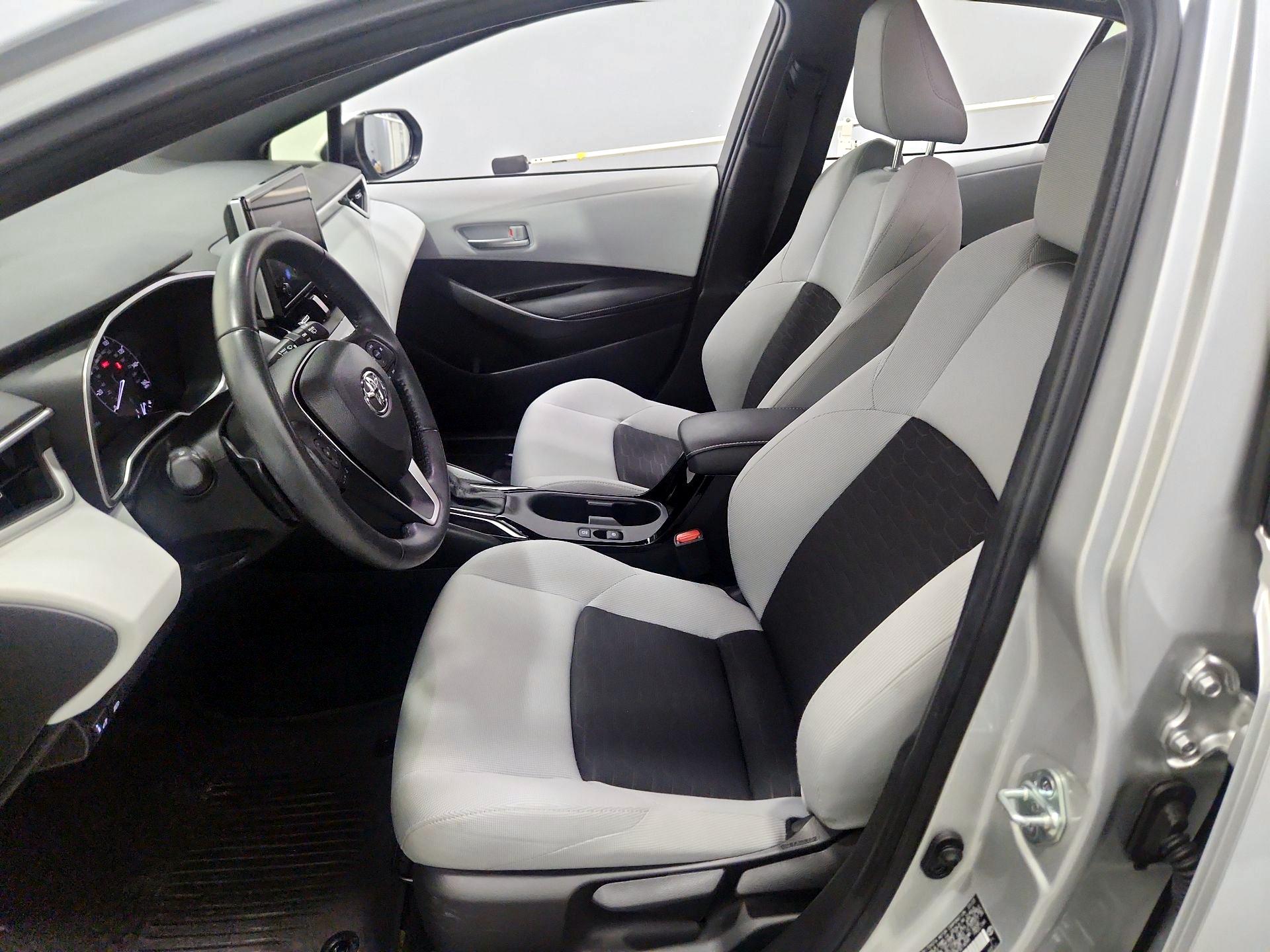 Thumbnail: 2023 Toyota Corolla - 11