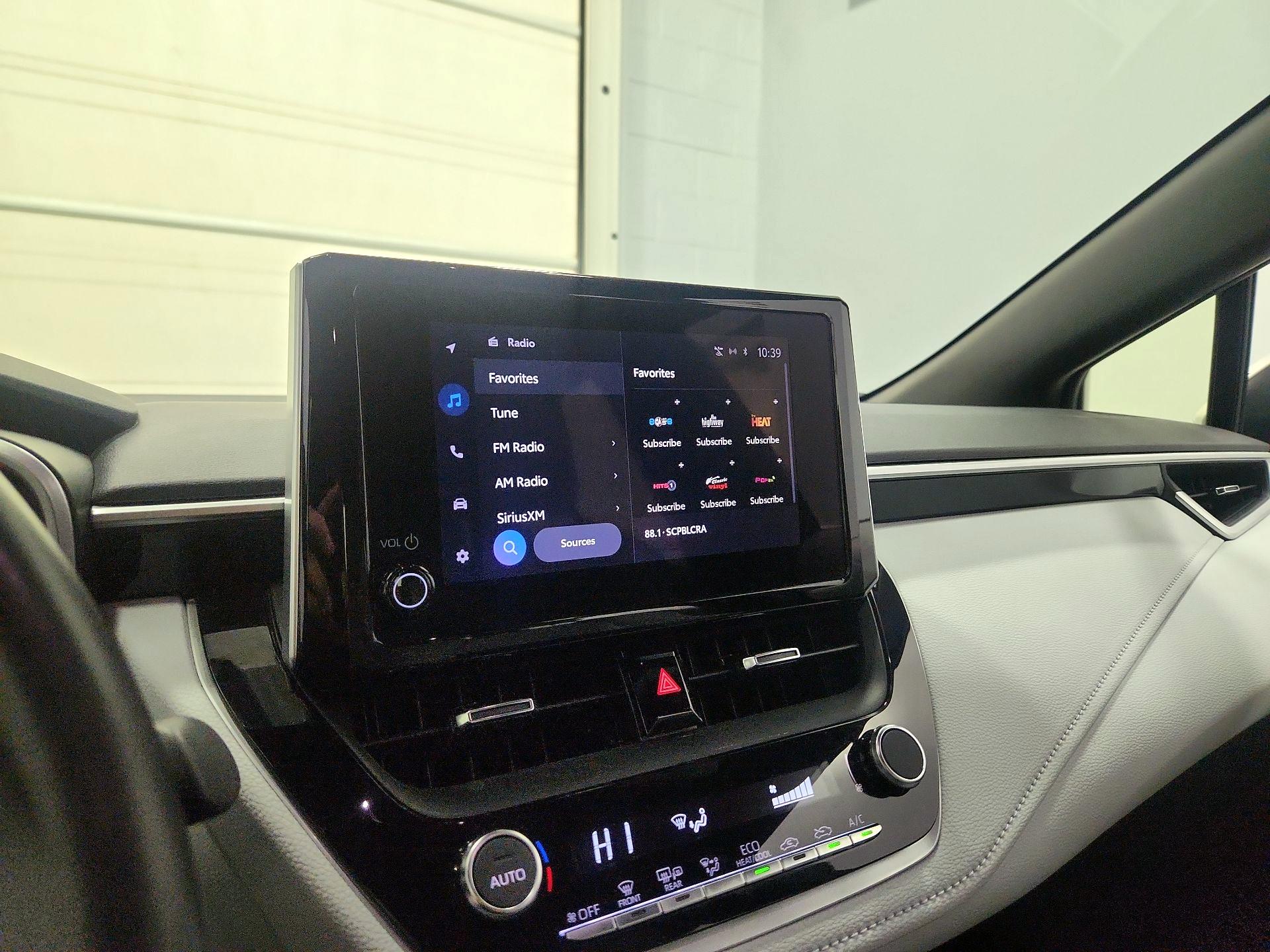 Thumbnail: 2023 Toyota Corolla - 15