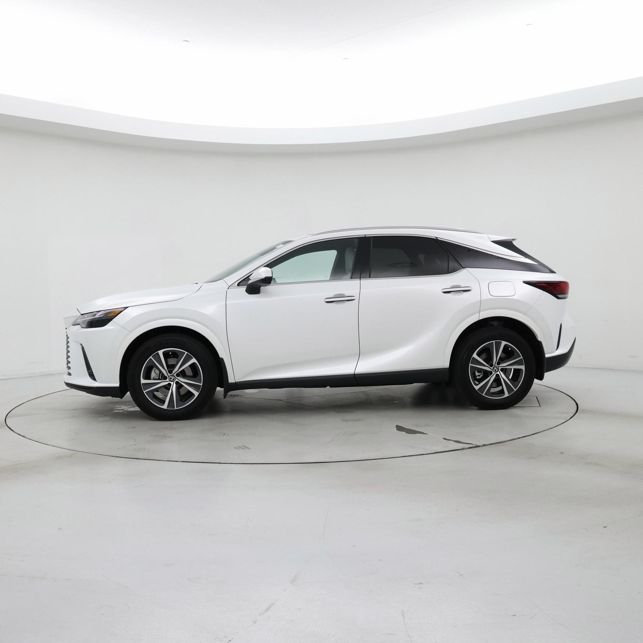 Thumbnail: 2025 Lexus RX - 3