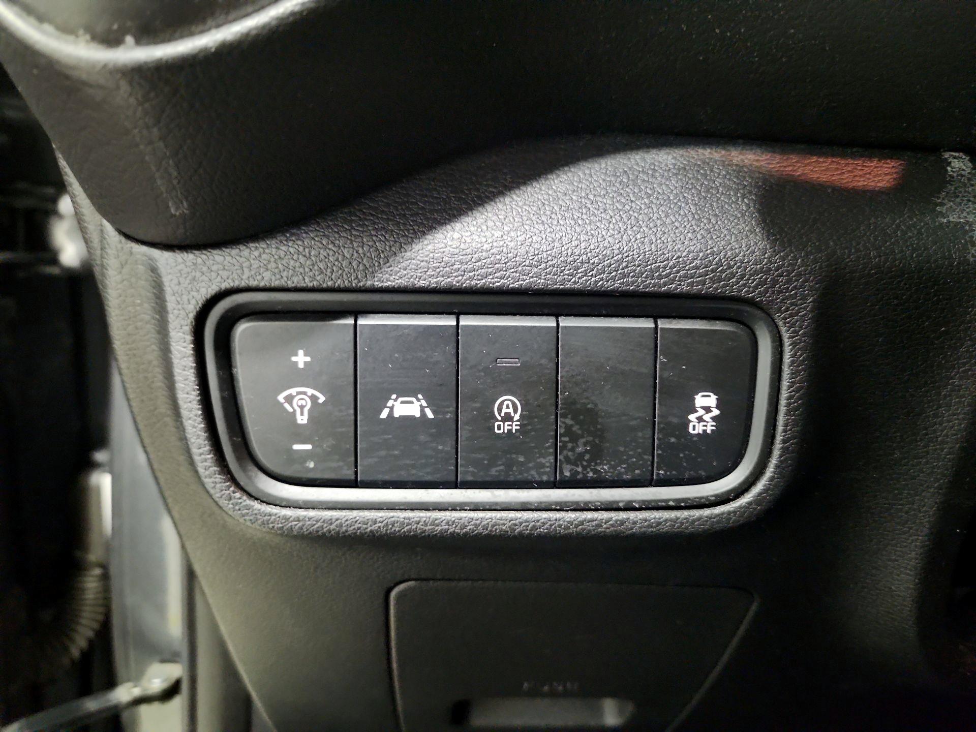 Thumbnail: 2020 Kia Soul - 13