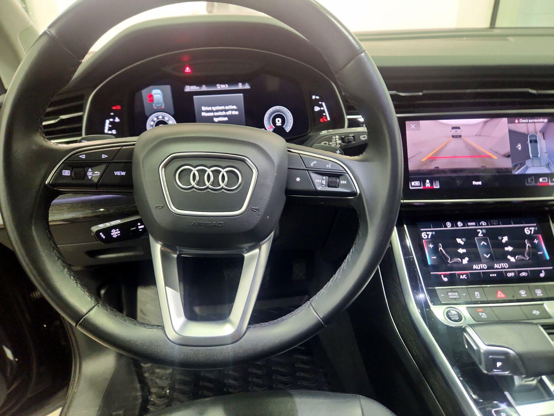 Thumbnail: 2022 Audi Q7 - 10