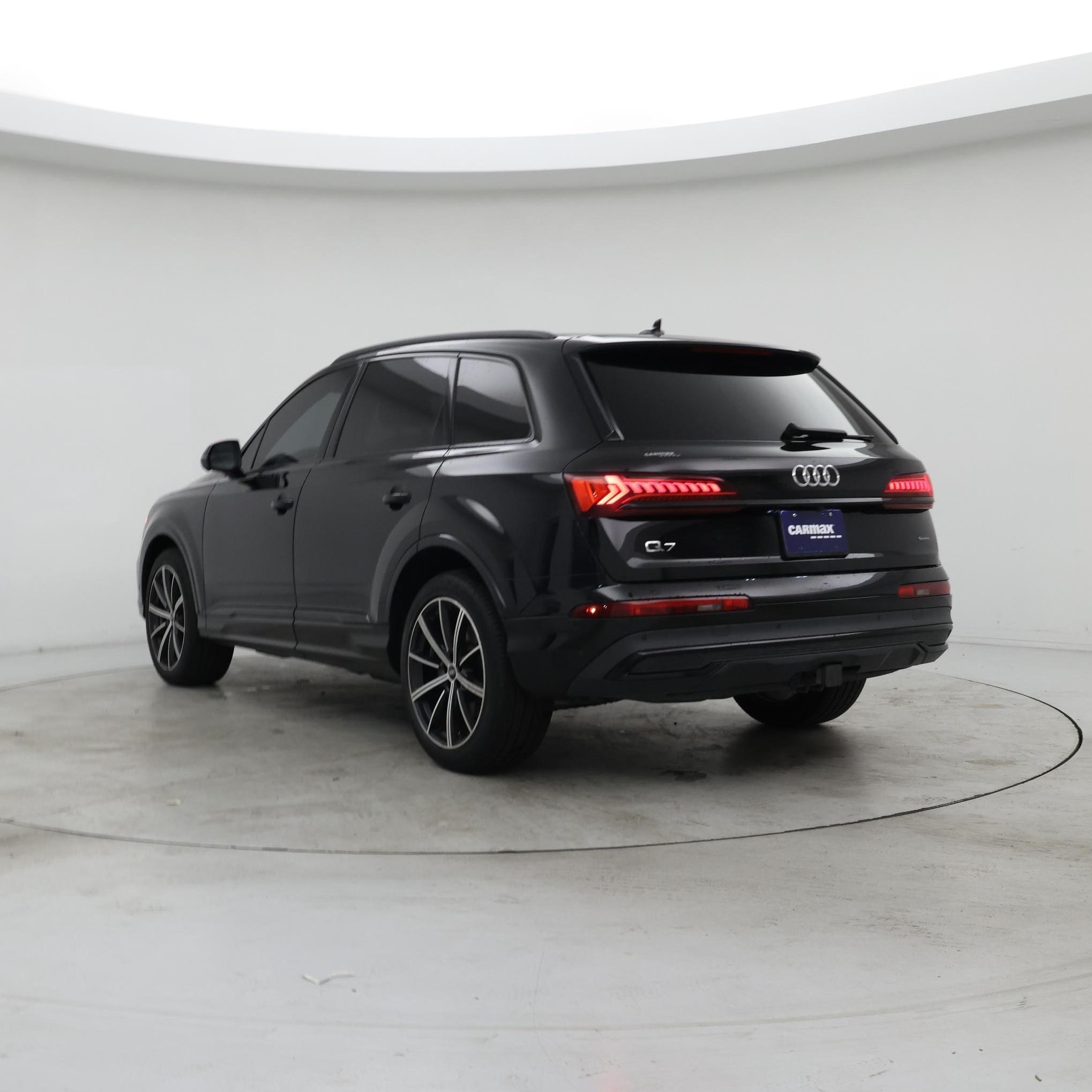 Thumbnail: 2022 Audi Q7 - 2