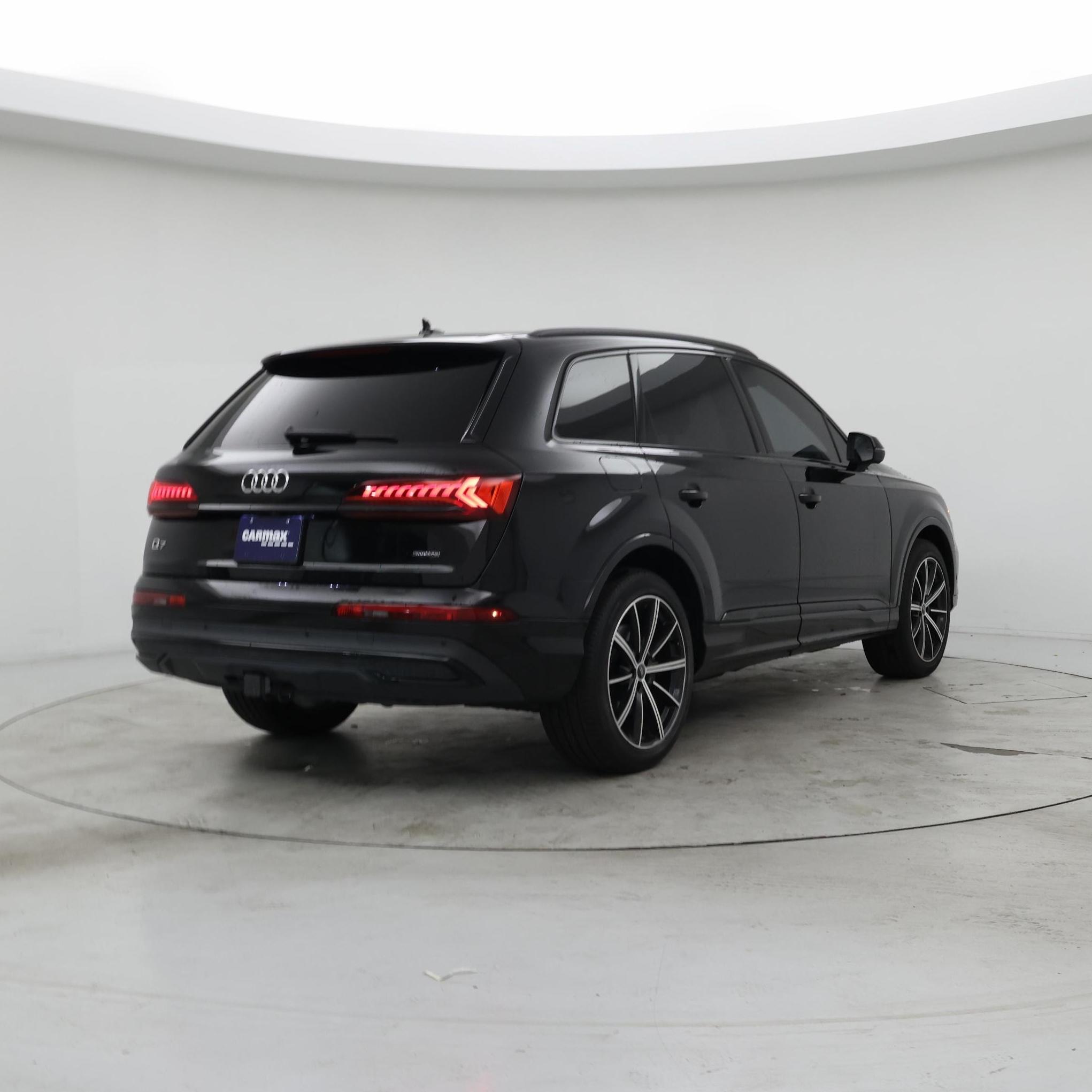 Thumbnail: 2022 Audi Q7 - 8