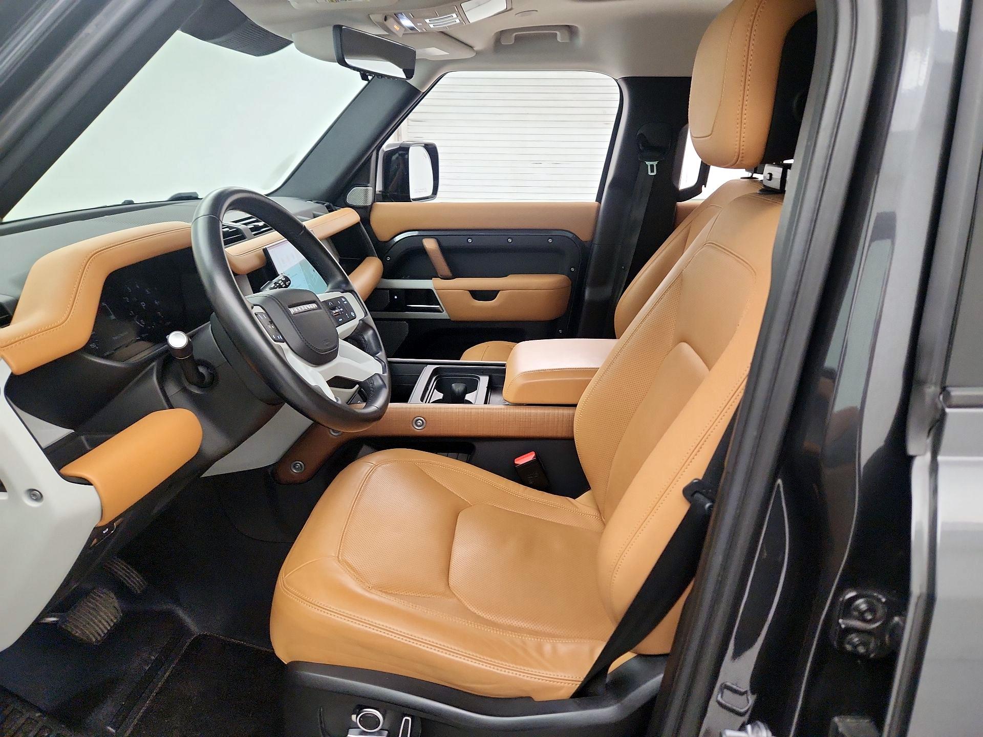 Thumbnail: 2023 Land Rover Defender - 11