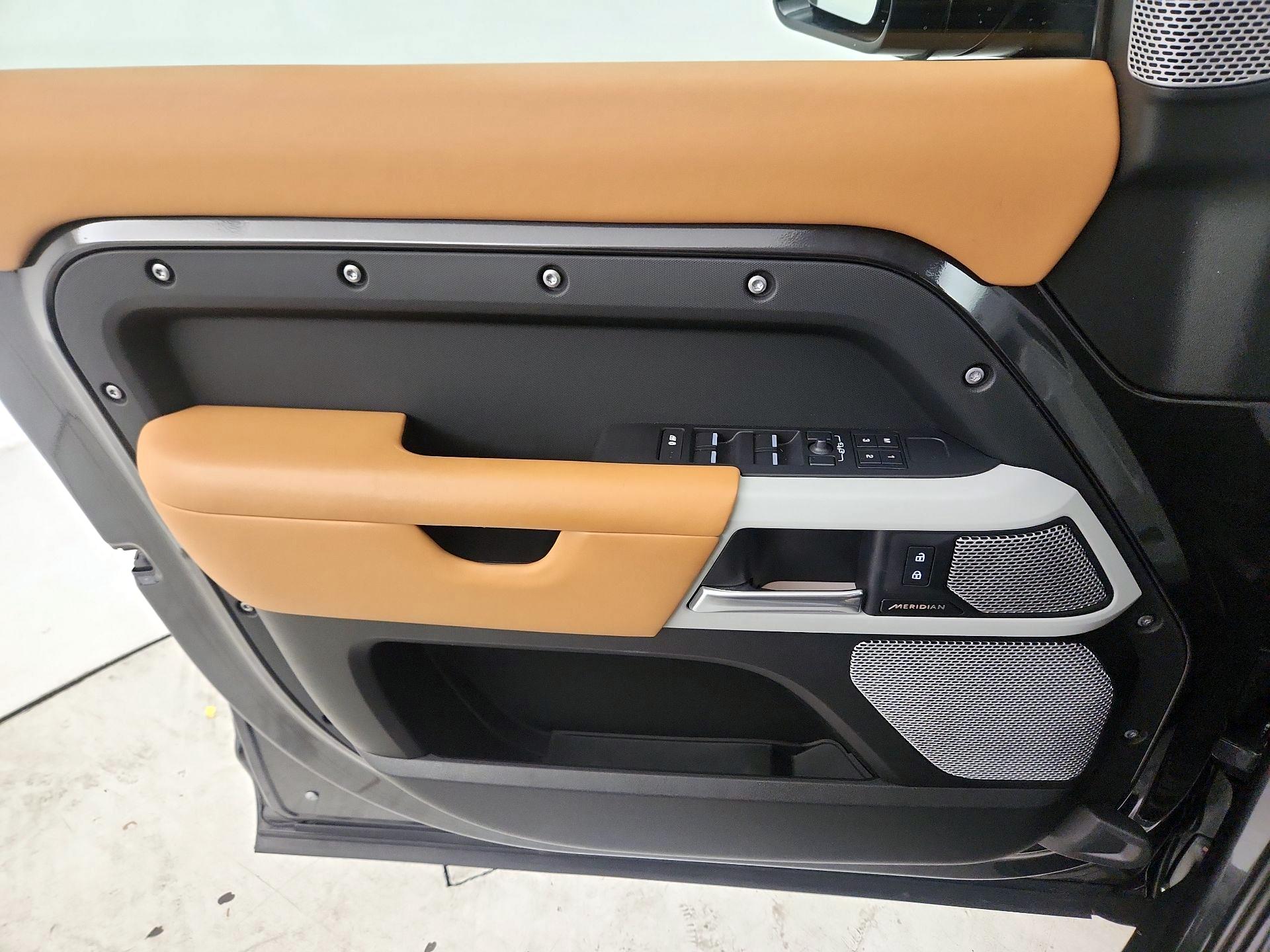 Thumbnail: 2023 Land Rover Defender - 12