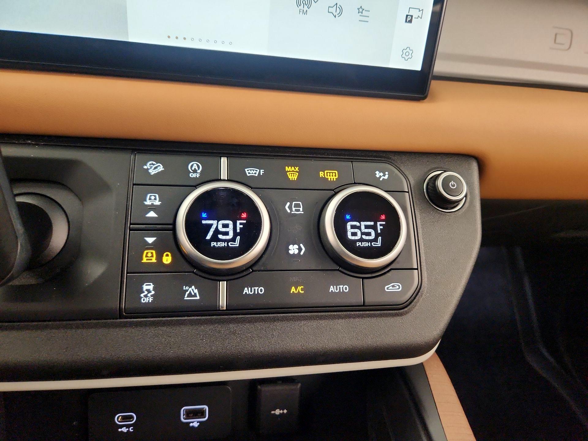 Thumbnail: 2023 Land Rover Defender - 17