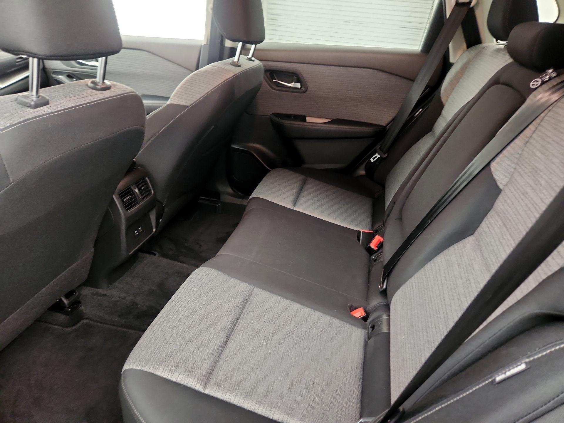 Thumbnail: 2023 Nissan Rogue - 19