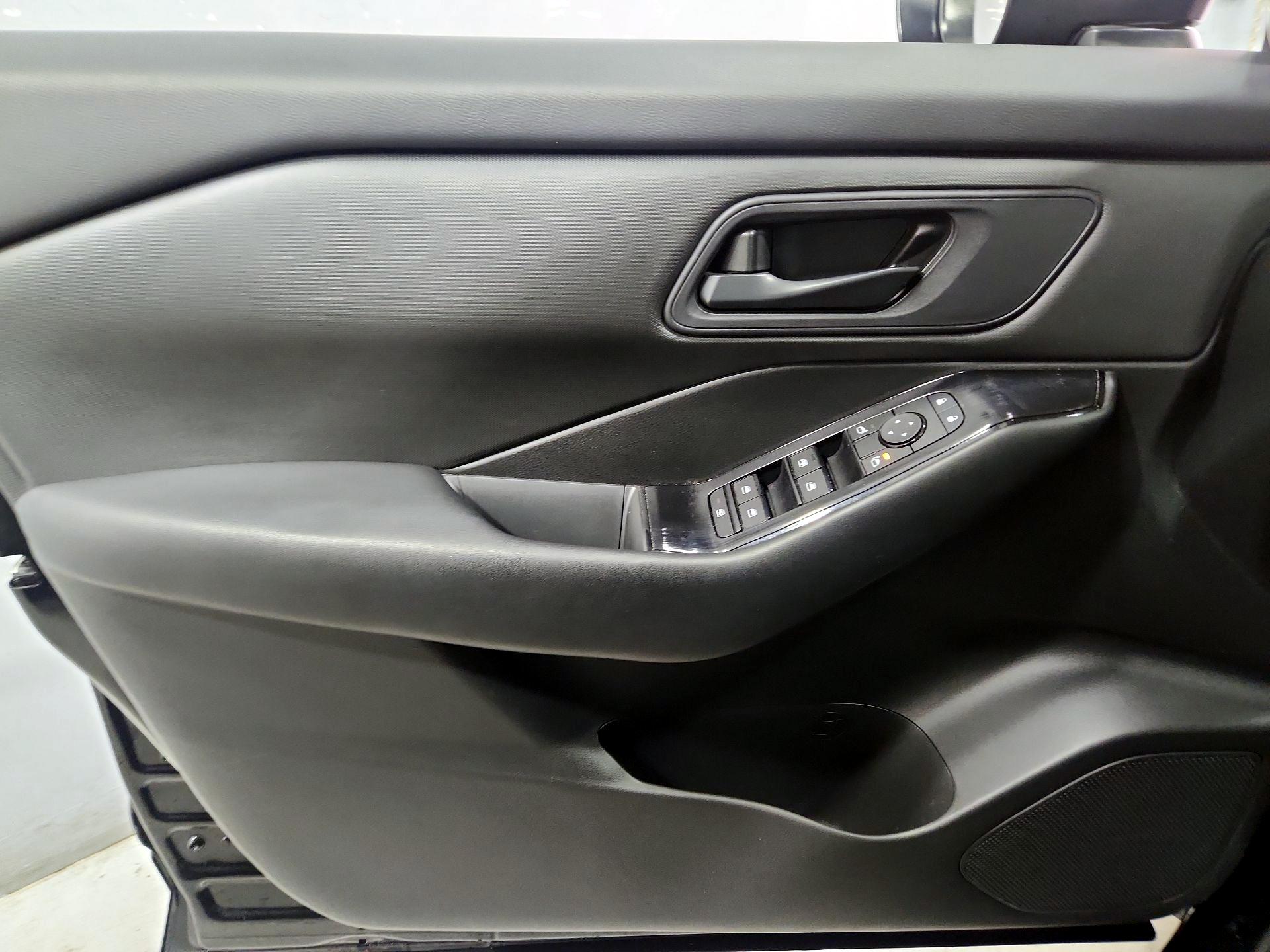 Thumbnail: 2024 Nissan Rogue - 12