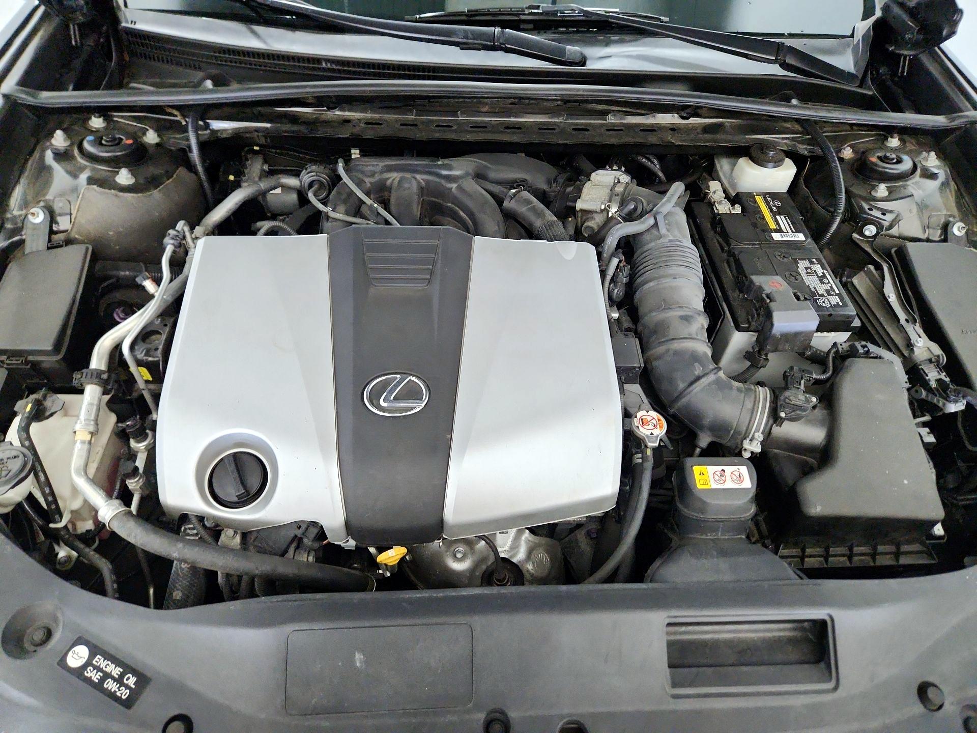 Thumbnail: 2019 Lexus ES - 20