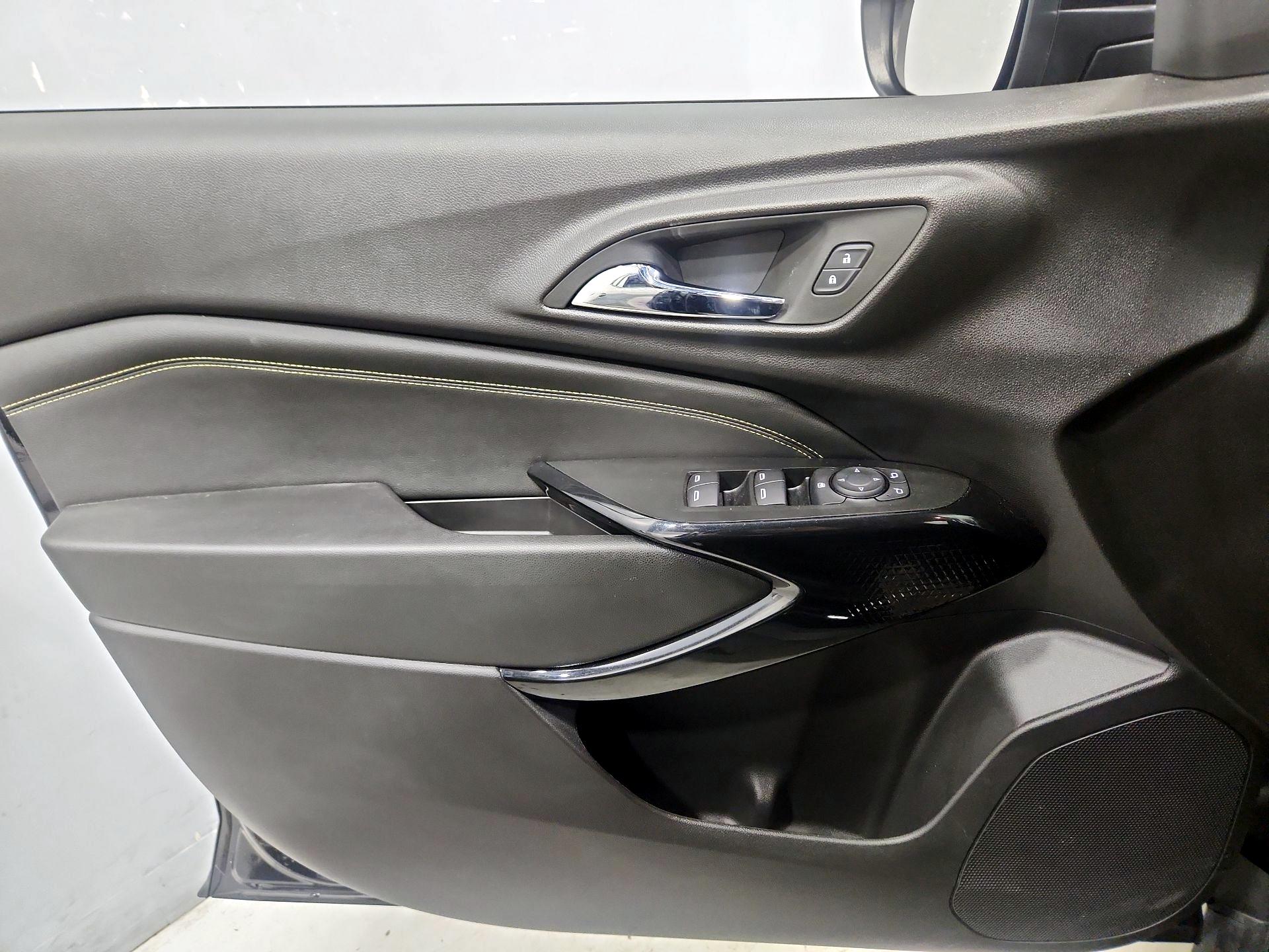 Thumbnail: 2025 Chevrolet Trax - 12