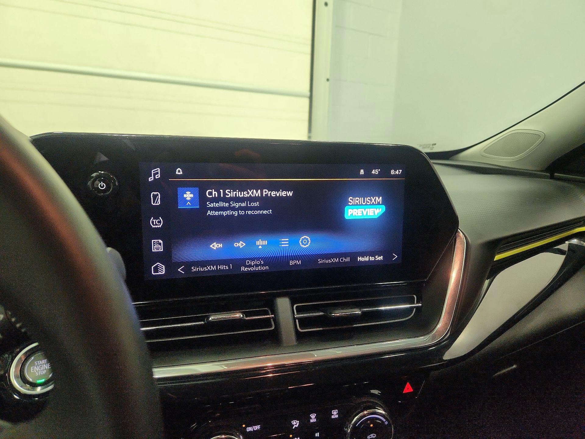 Thumbnail: 2025 Chevrolet Trax - 15