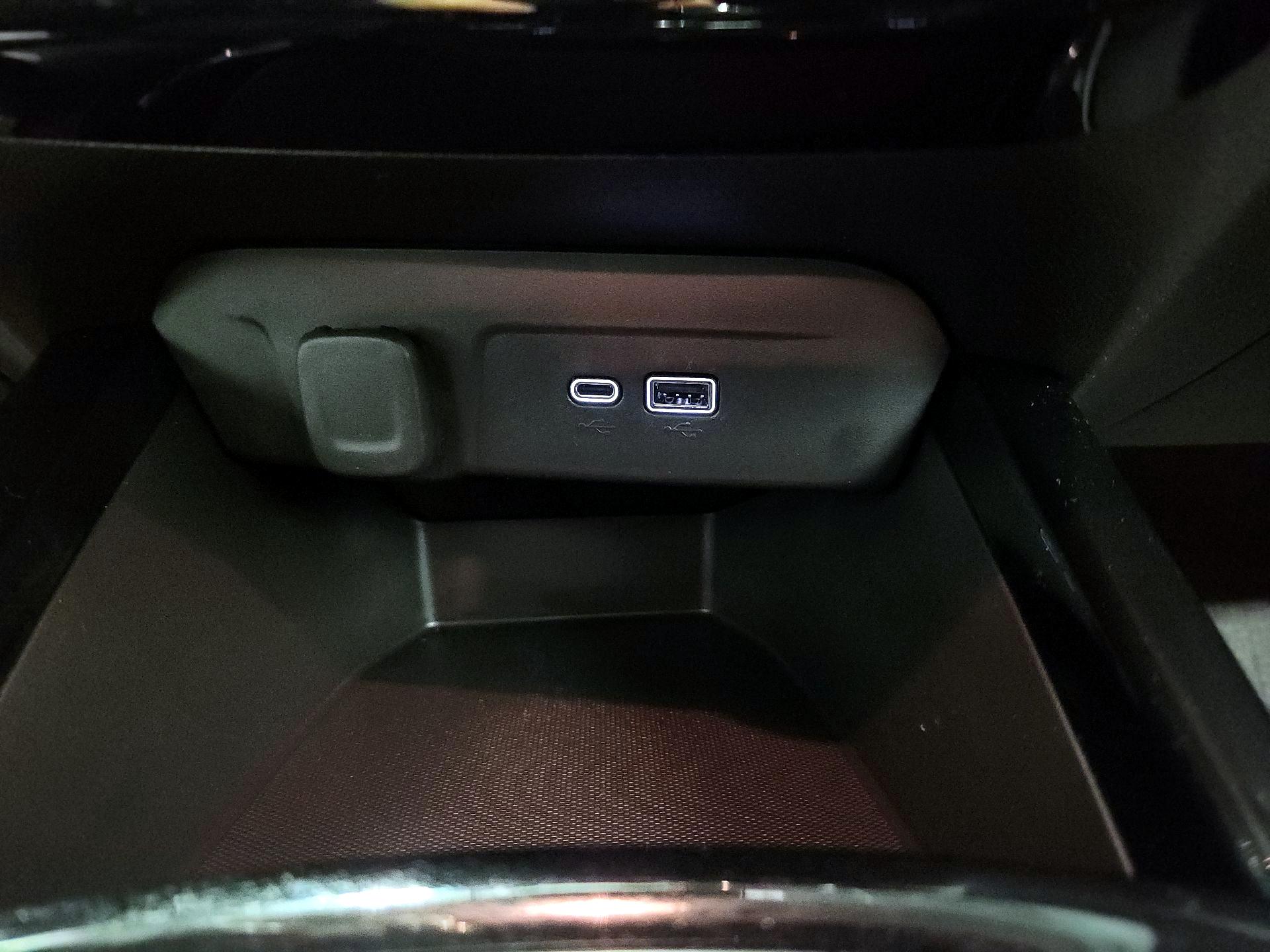 Thumbnail: 2025 Chevrolet Trax - 18