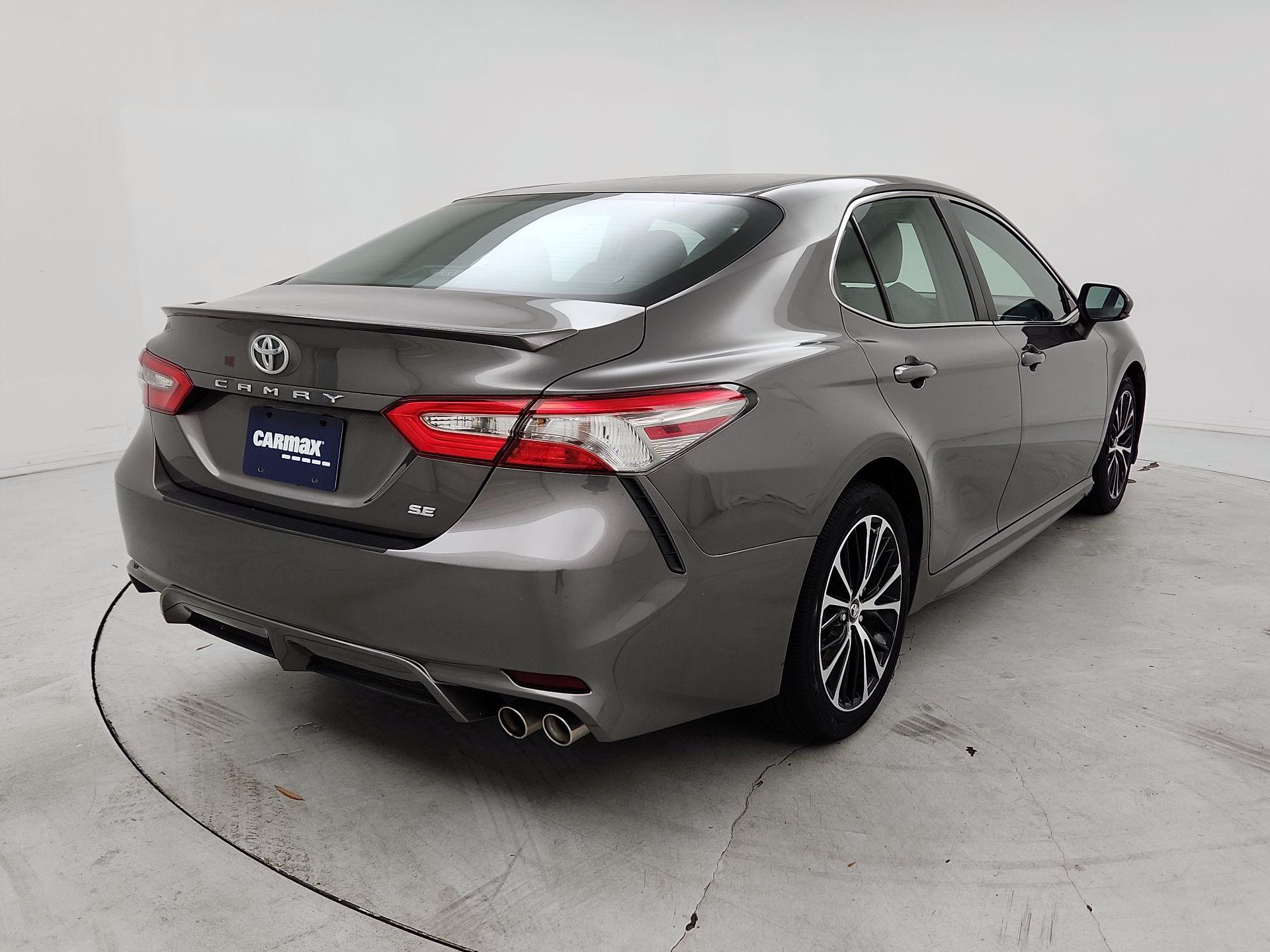 Thumbnail: 2018 Toyota Camry - 5