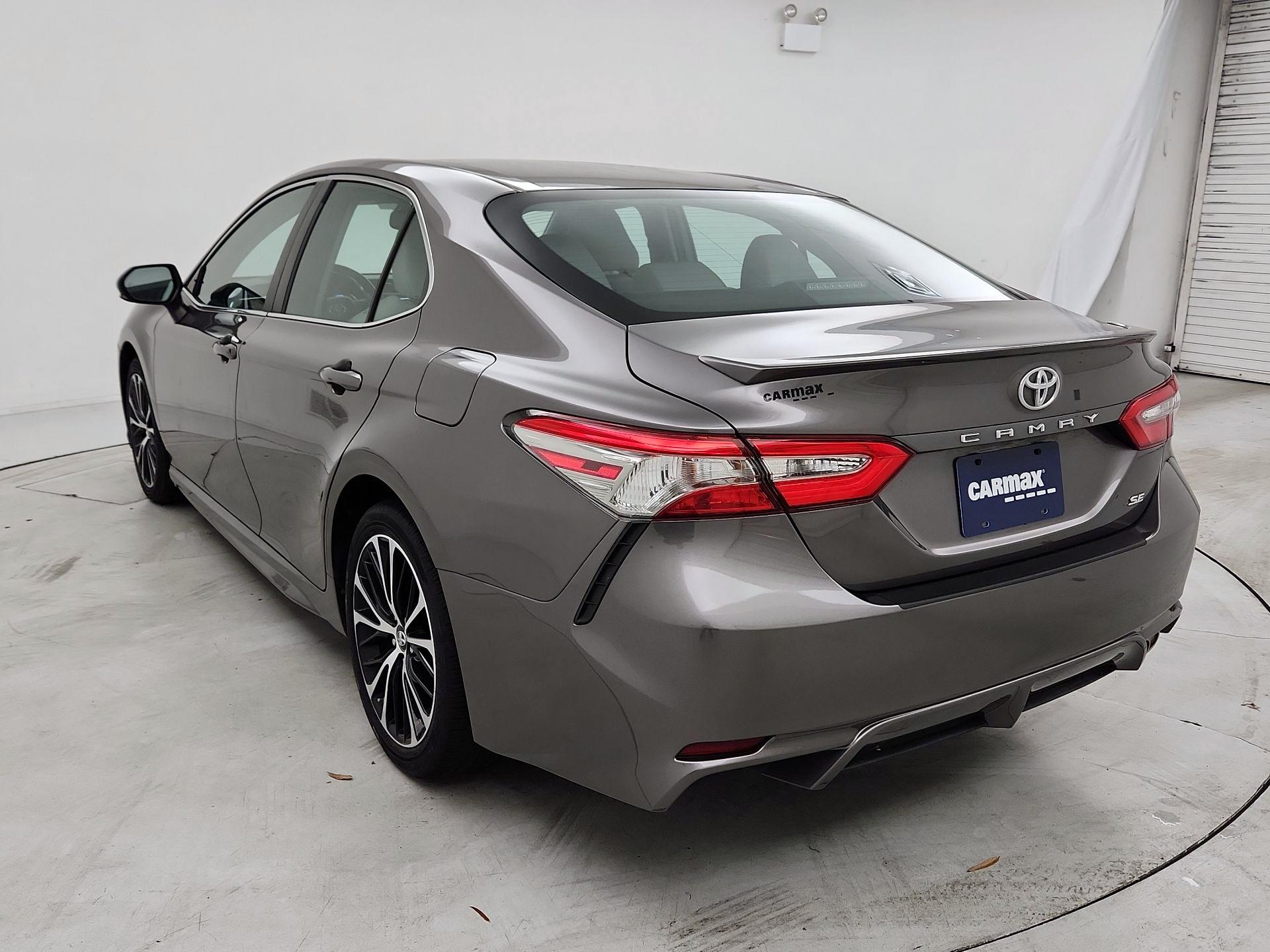 Thumbnail: 2018 Toyota Camry - 7