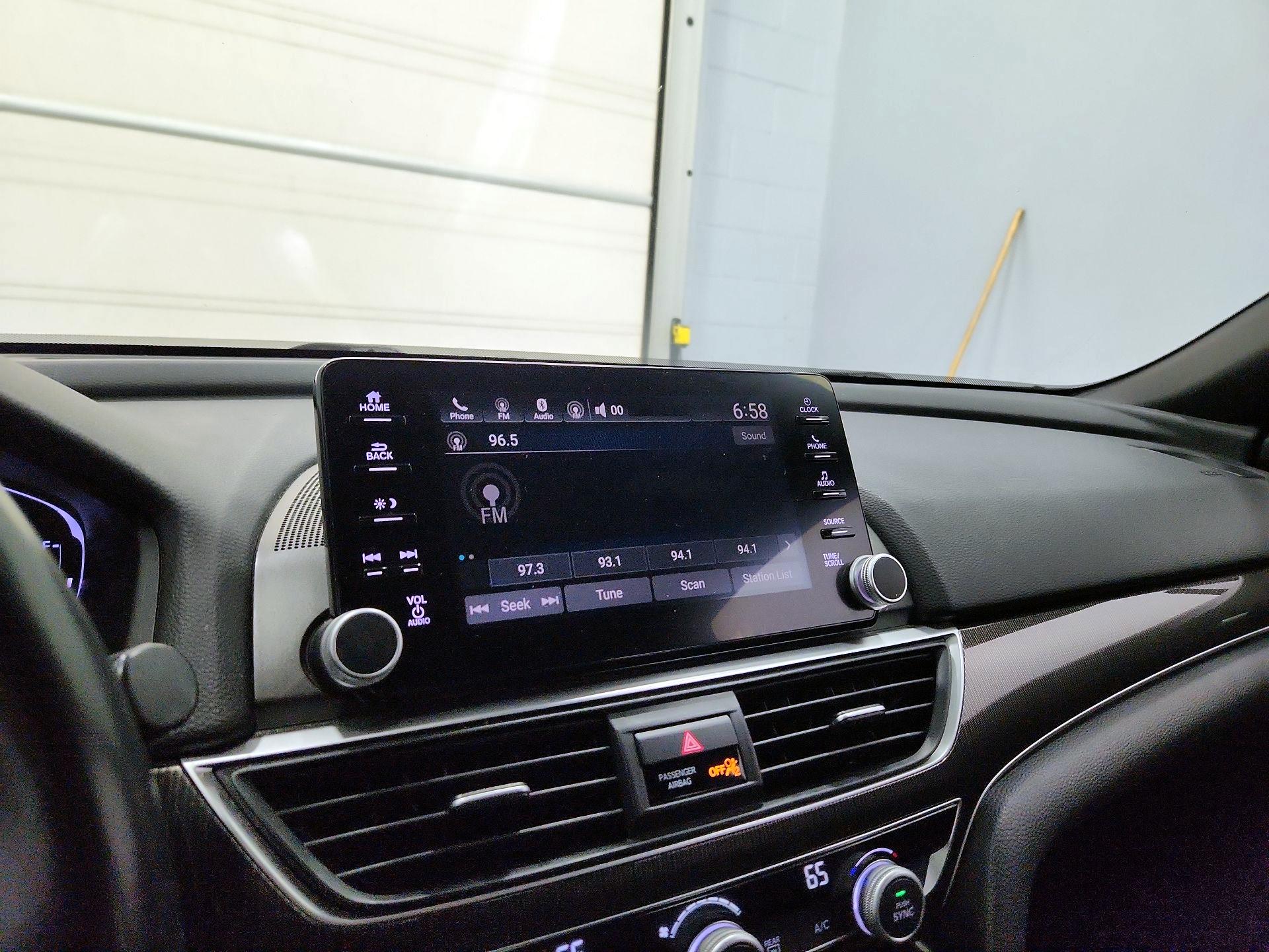 Thumbnail: 2019 Honda Accord - 15