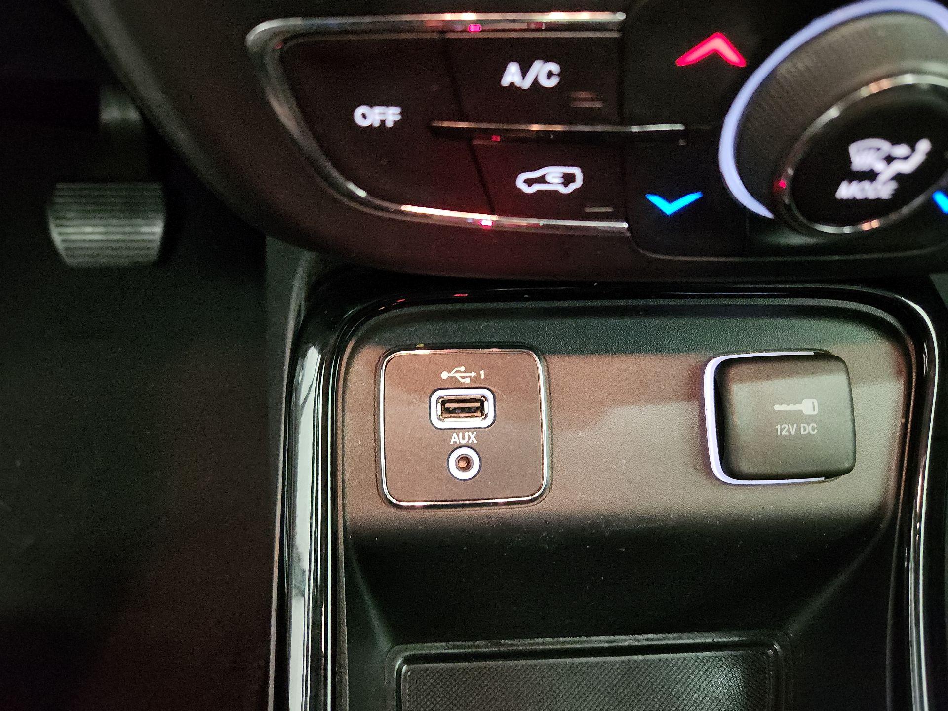 Thumbnail: 2019 Jeep Compass - 18