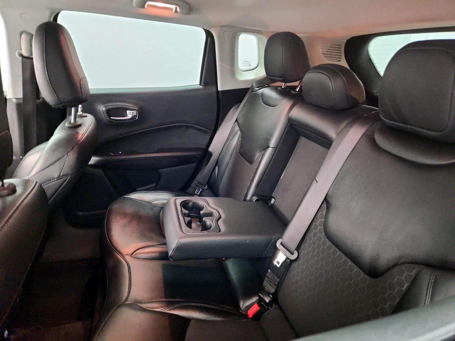 Thumbnail: 2019 Jeep Compass - 19