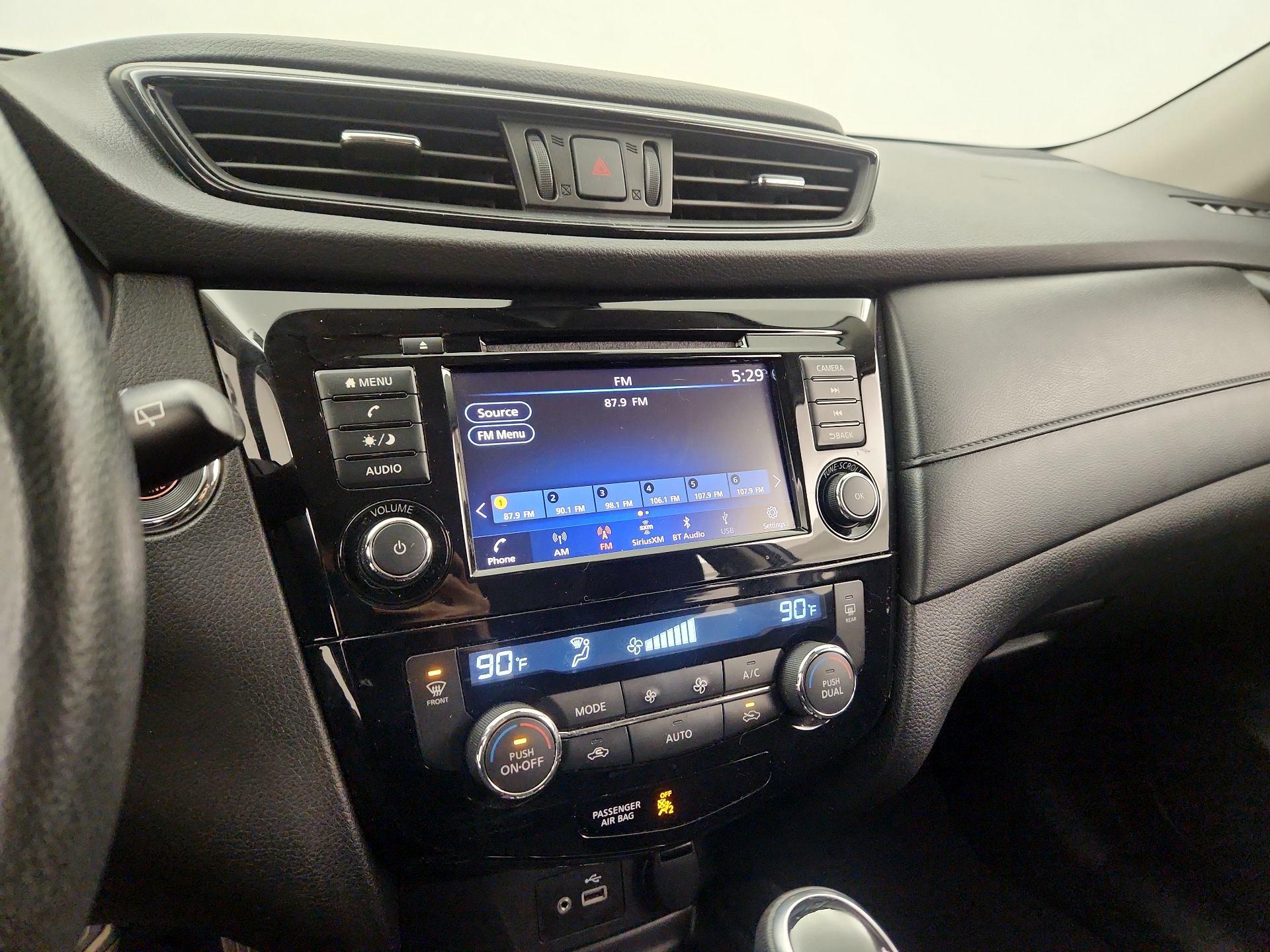 Thumbnail: 2020 Nissan Rogue - 15