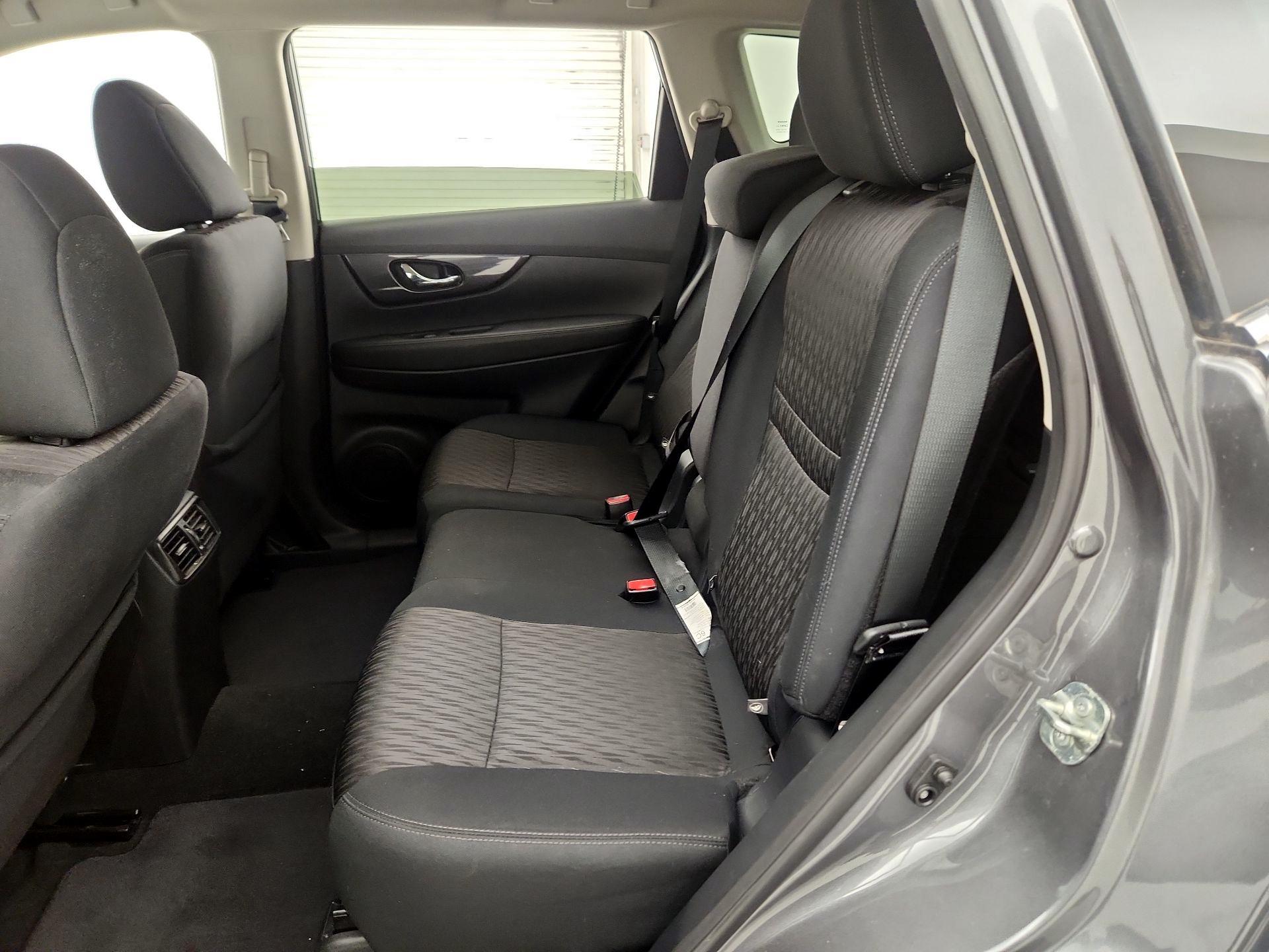 Thumbnail: 2020 Nissan Rogue - 19