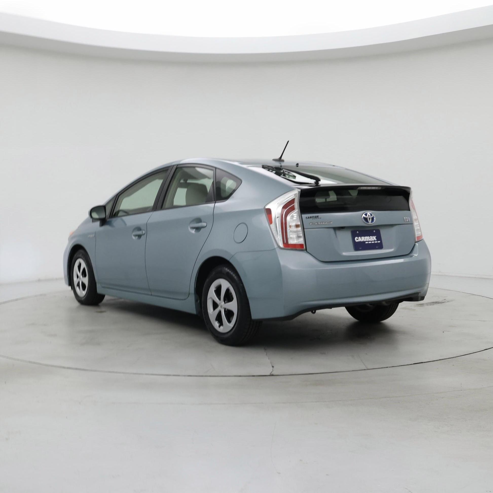 Thumbnail: 2014 Toyota Prius - 2