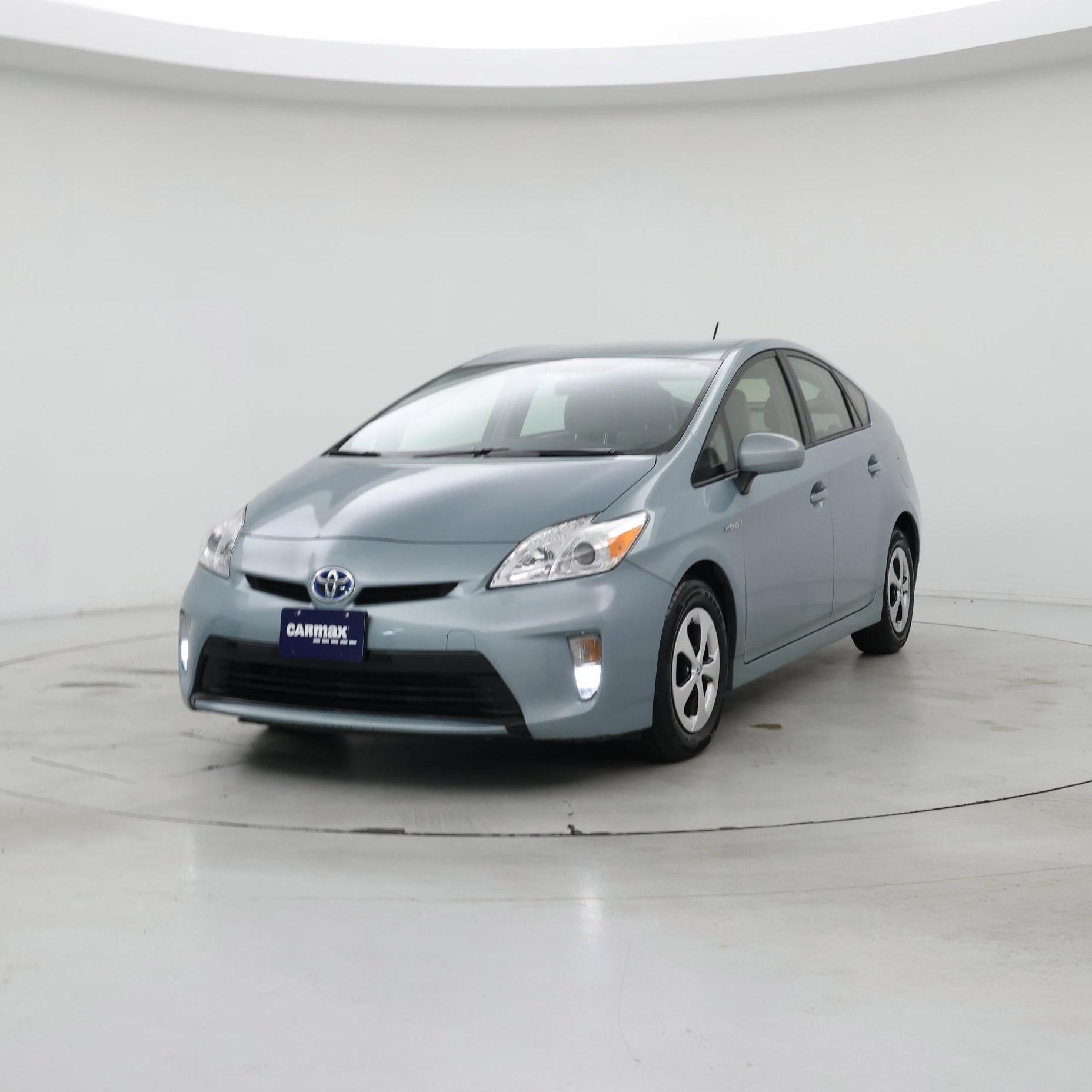Thumbnail: 2014 Toyota Prius - 4