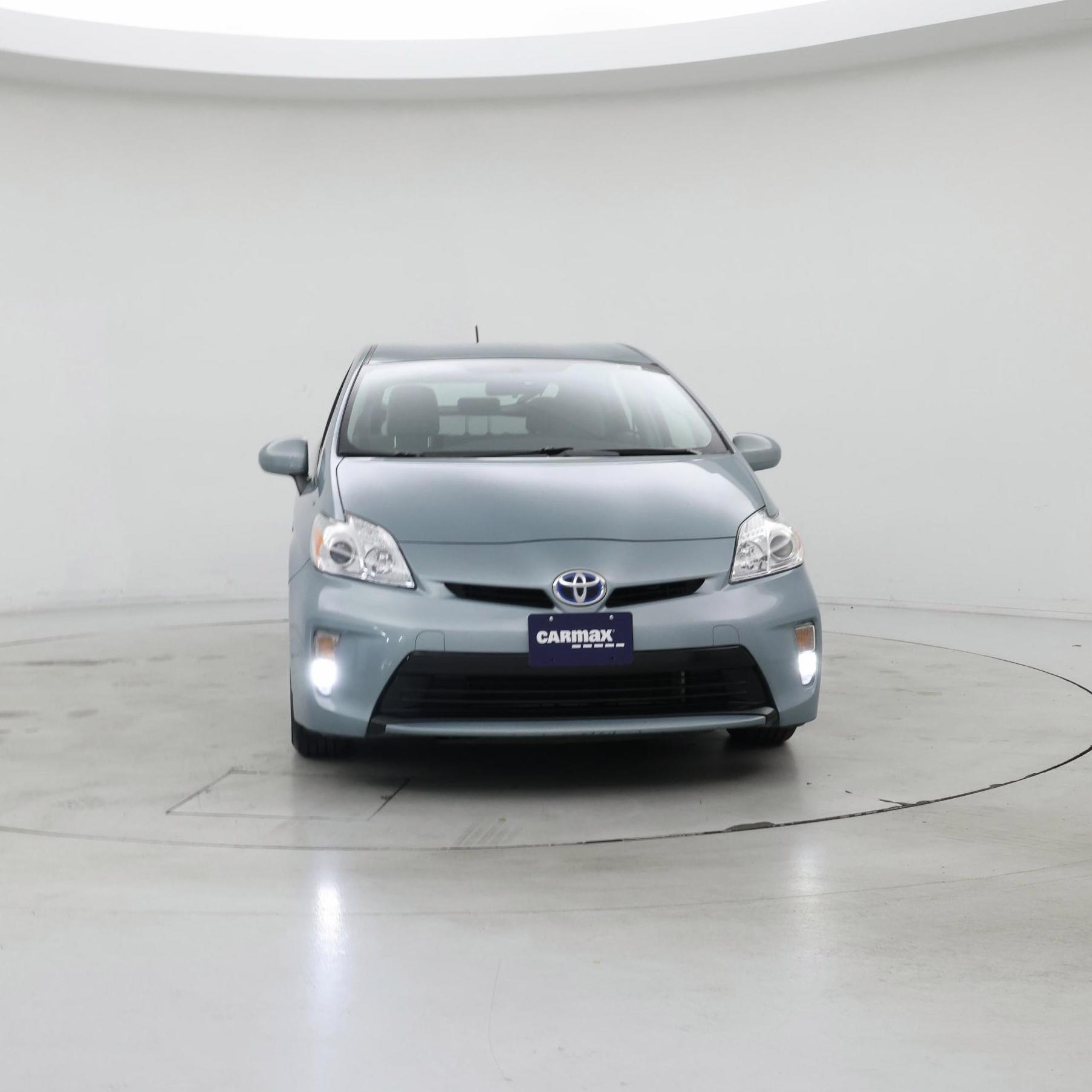 Thumbnail: 2014 Toyota Prius - 5