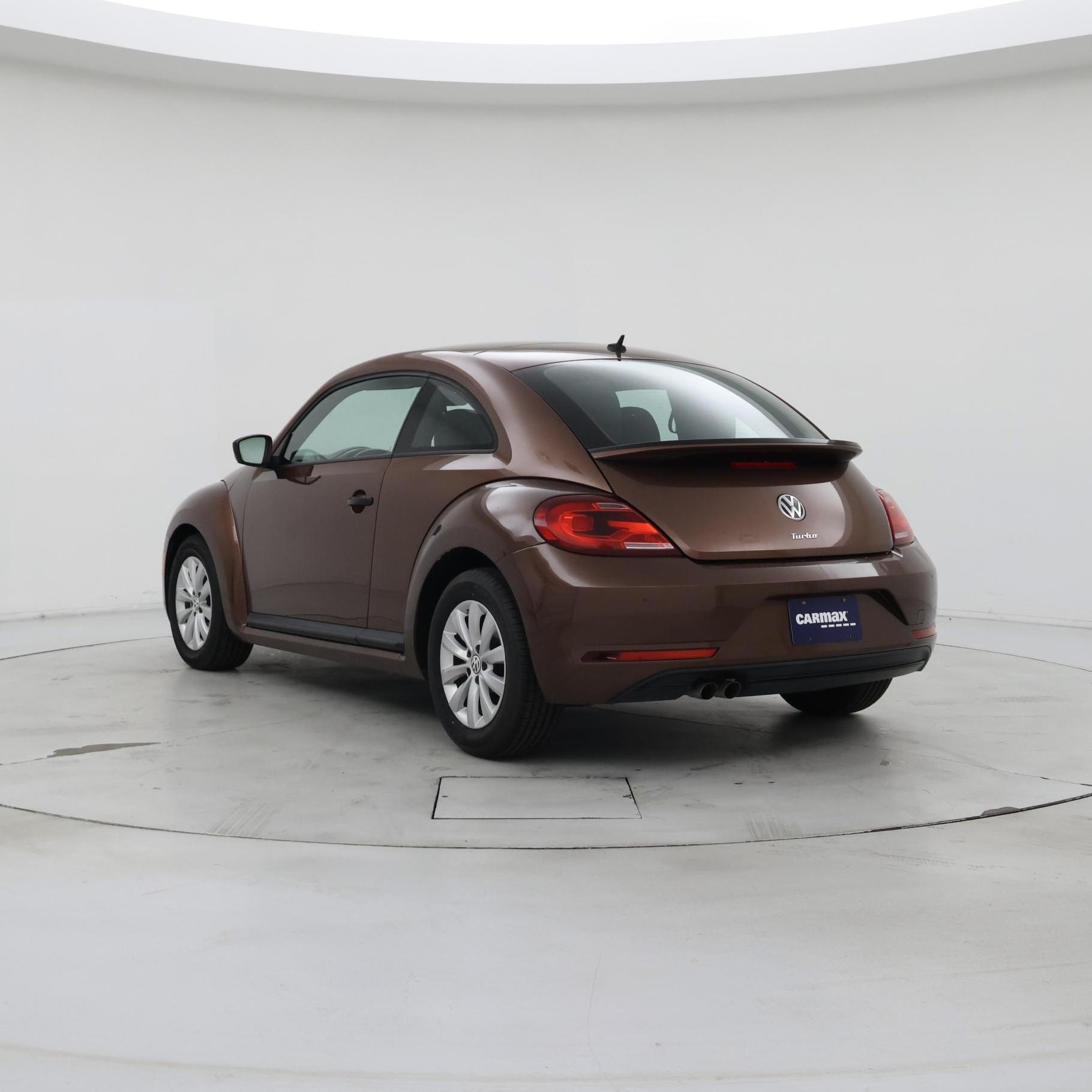 Thumbnail: 2017 Volkswagen Beetle - 2