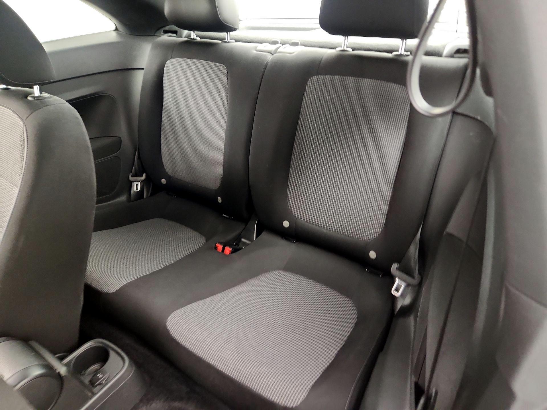 Thumbnail: 2017 Volkswagen Beetle - 19